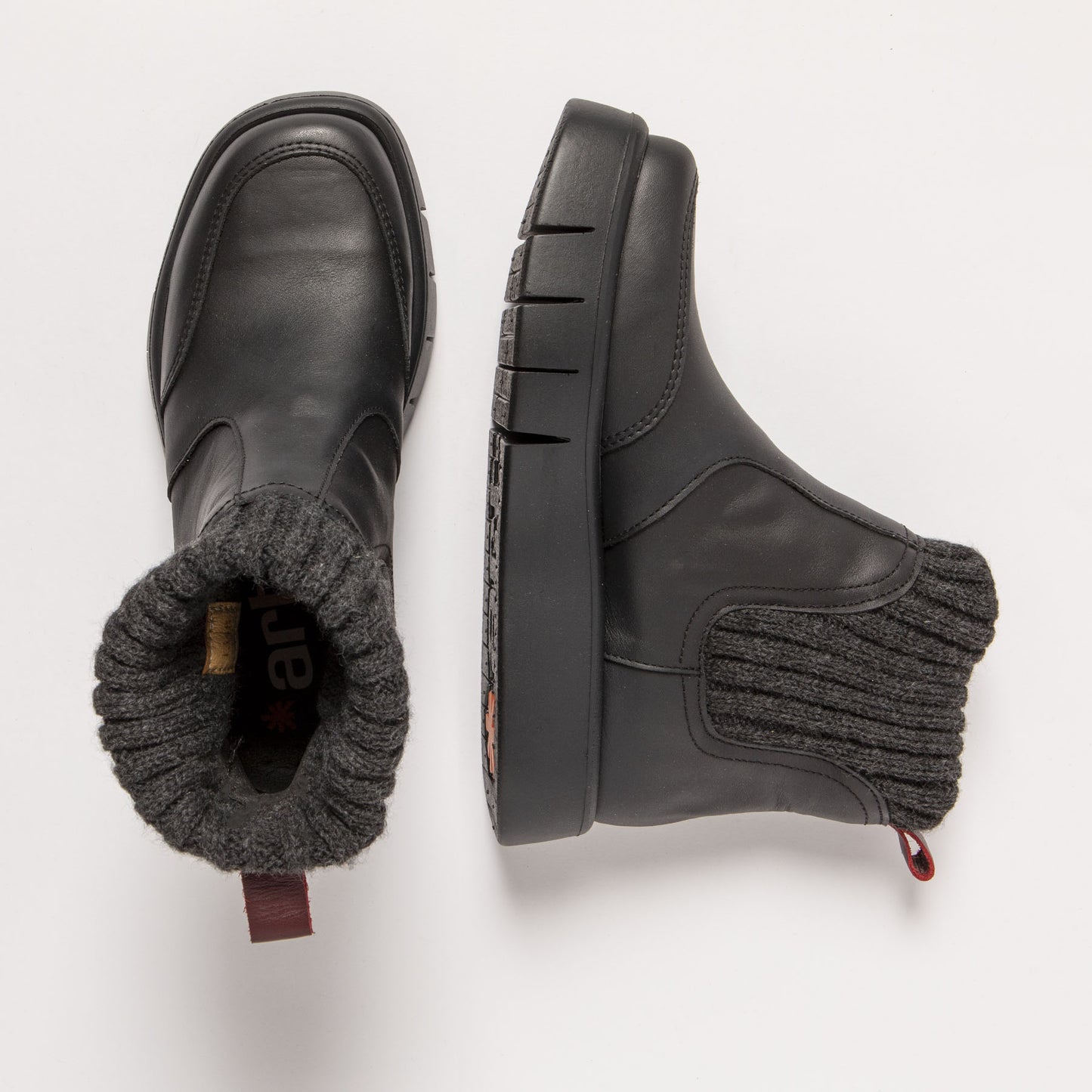 gid://shopify/Product/15785701376332_7