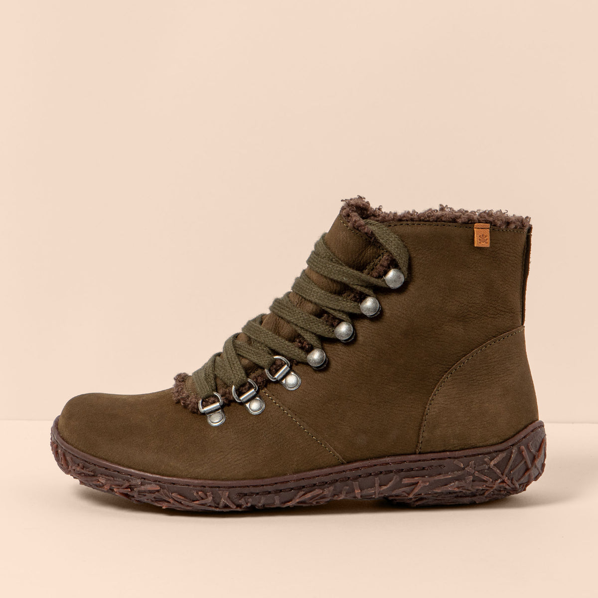 gid://shopify/Product/16124461318476_1