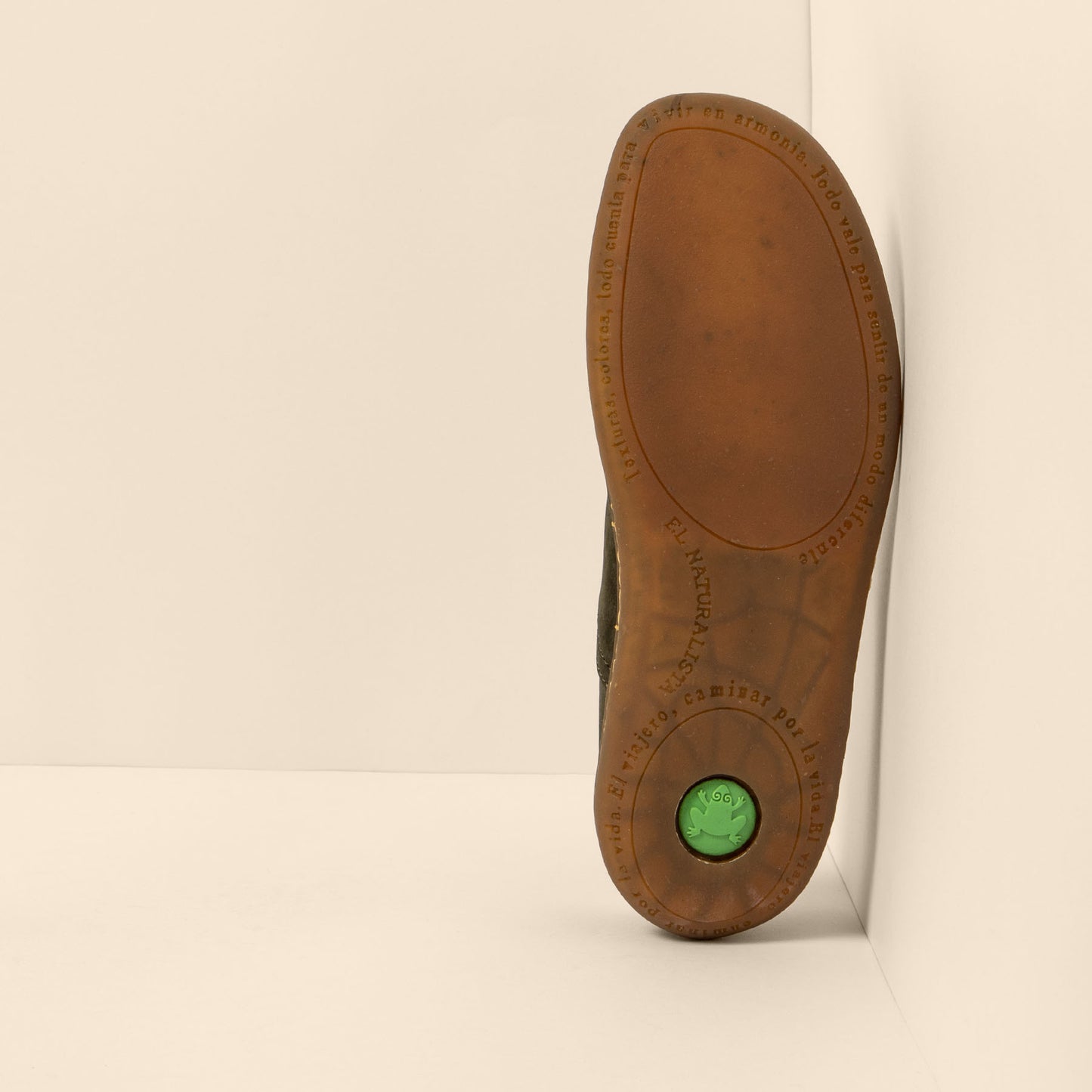 gid://shopify/Product/15700653310284_3