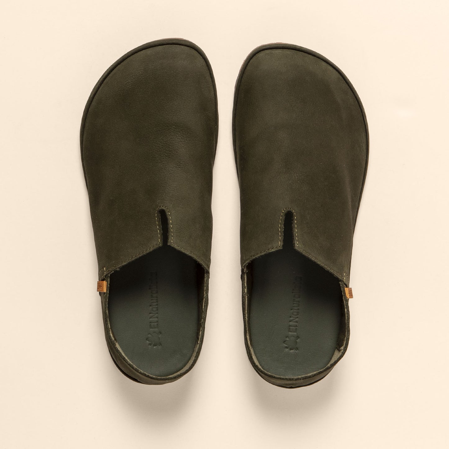 gid://shopify/Product/15700426555724_4