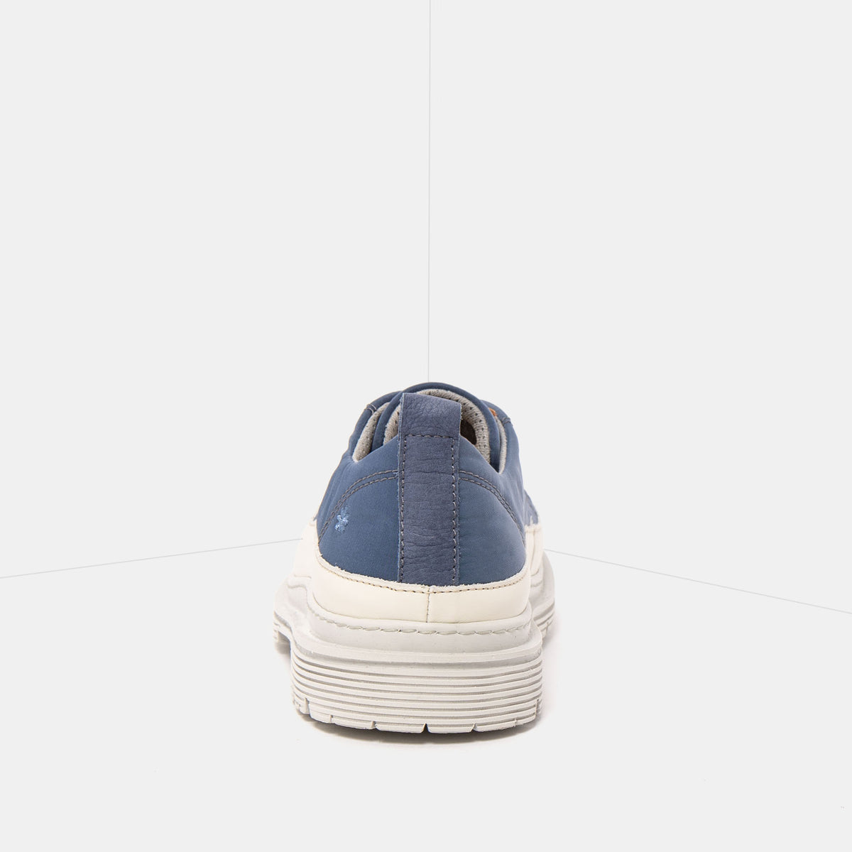 gid://shopify/Product/16172989284684_5