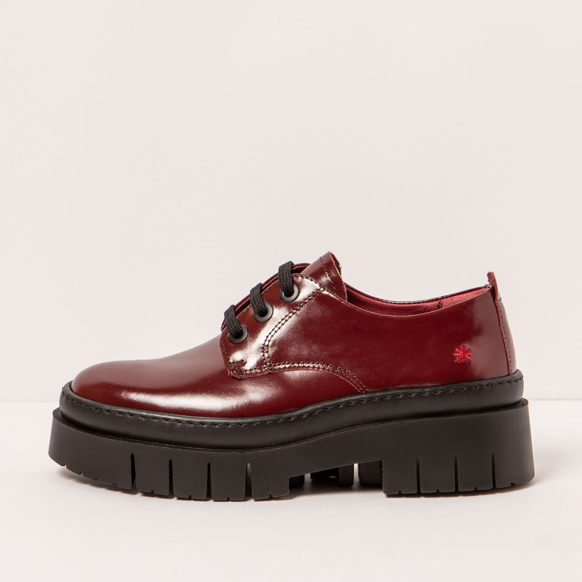 gid://shopify/Product/16172773540172_1