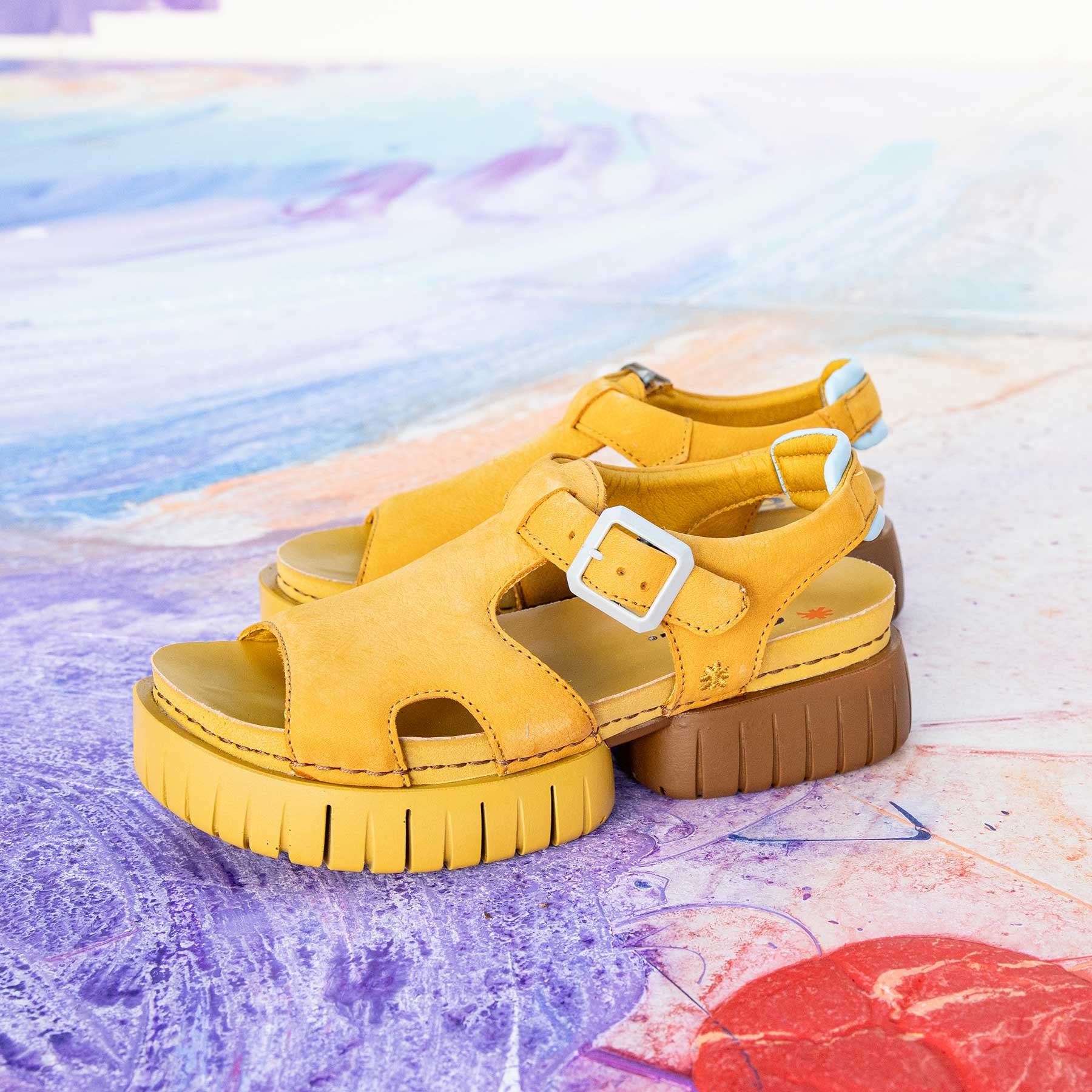 gid://shopify/Product/15693330809164_7