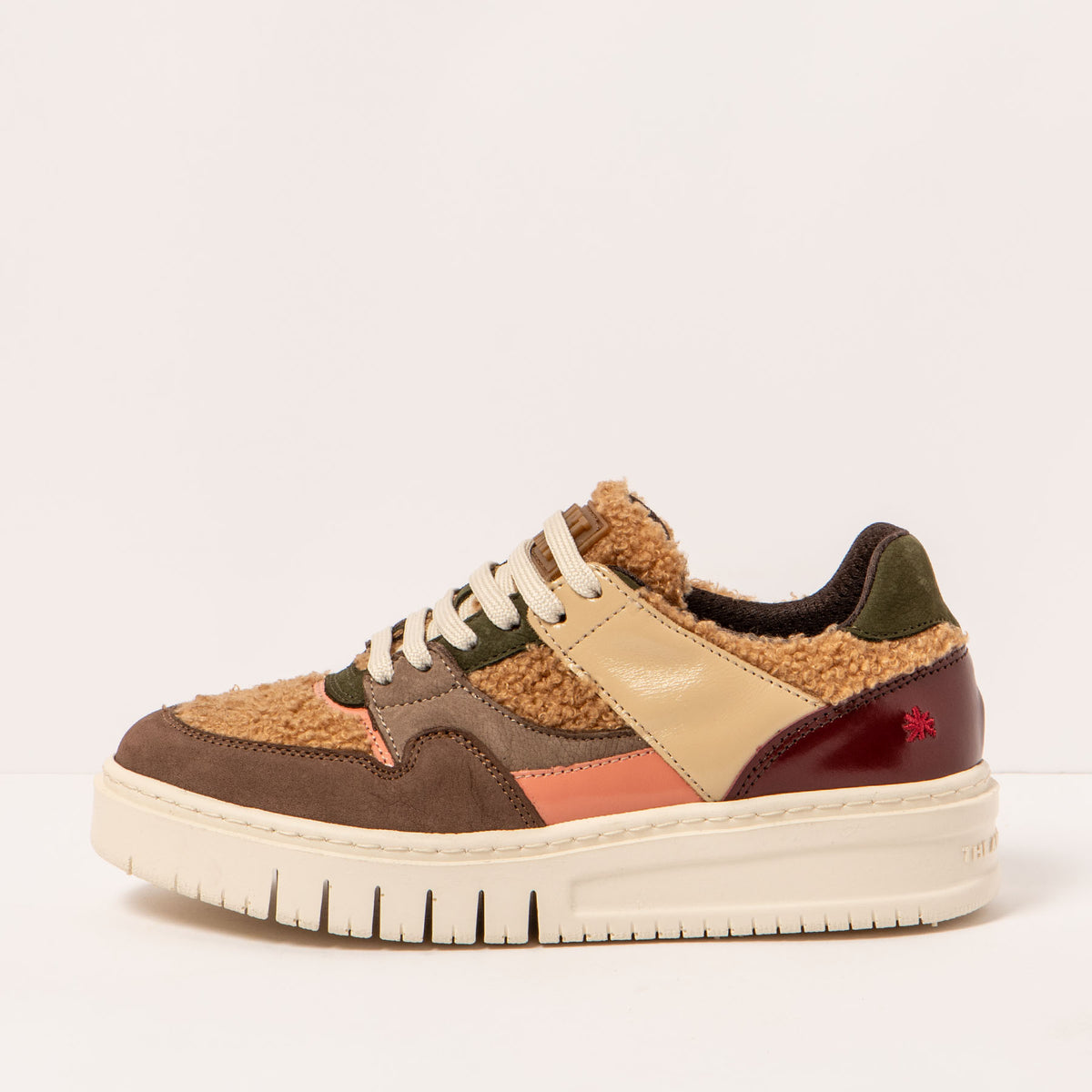 gid://shopify/Product/16172629721420_1