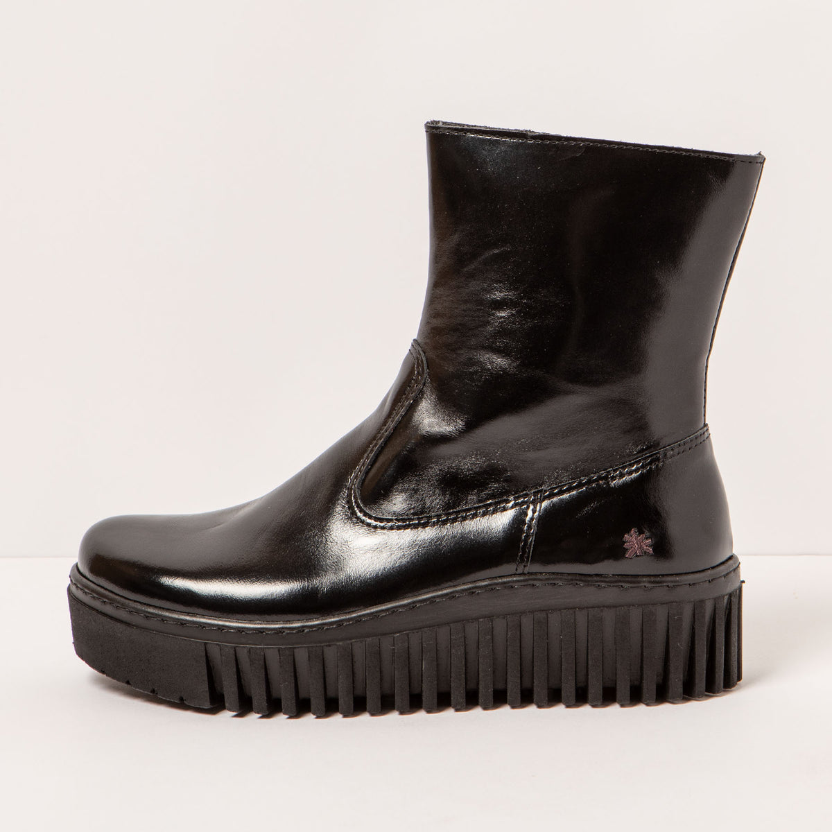 gid://shopify/Product/16172426101068_1