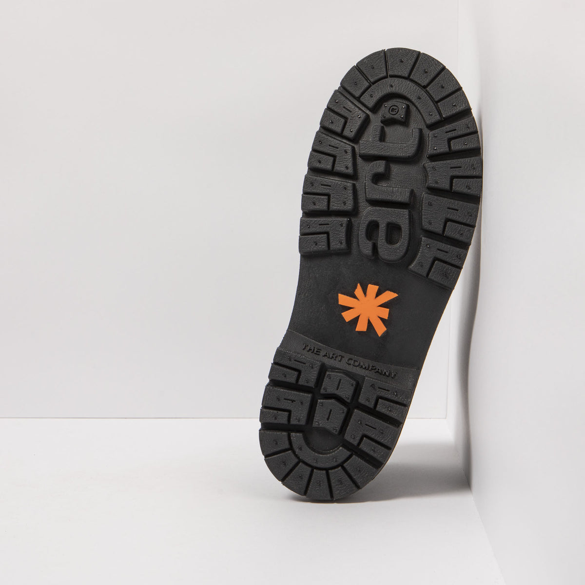 gid://shopify/Product/16171584684364_6