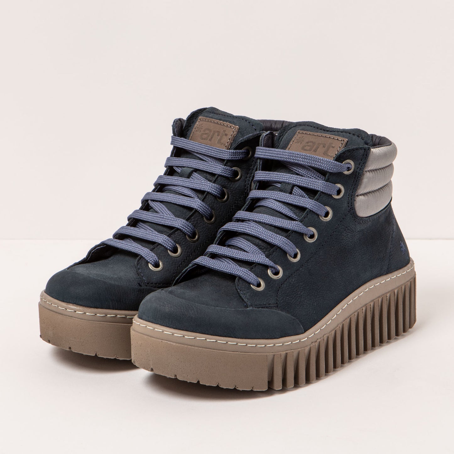 gid://shopify/Product/15694064976204_2