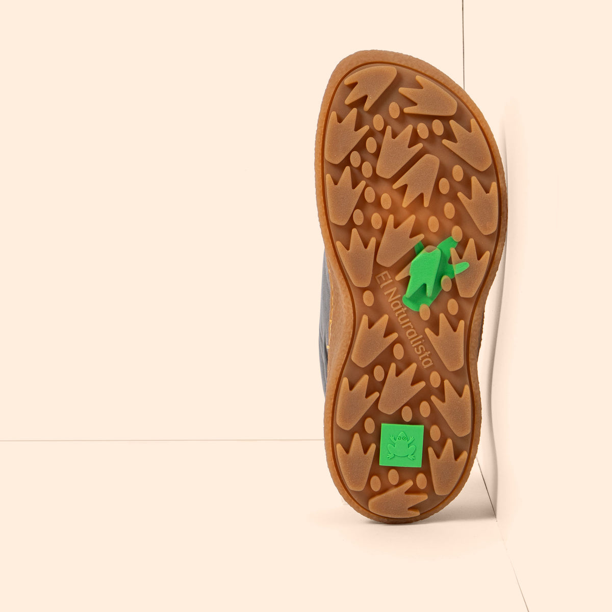 gid://shopify/Product/16124435890508_7
