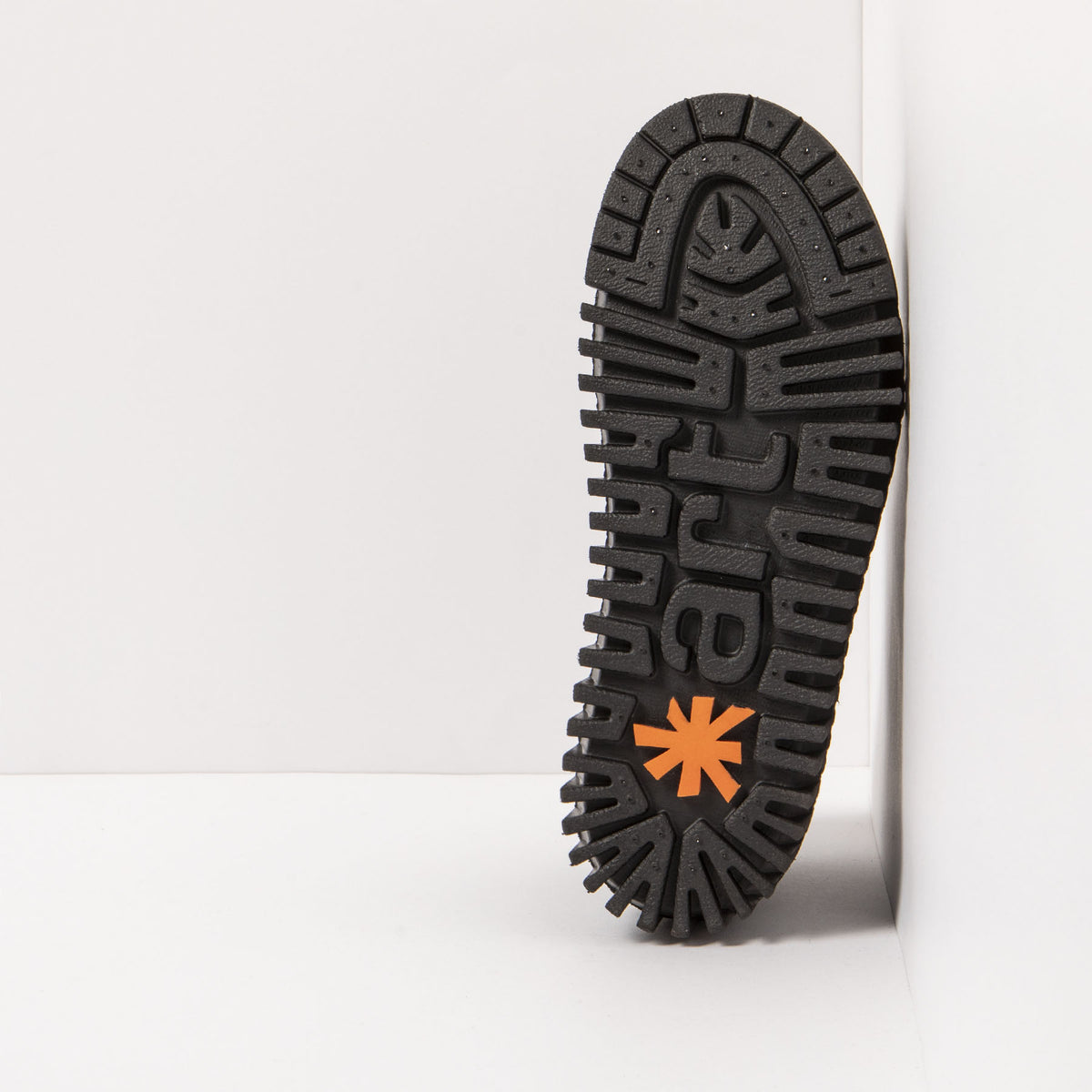gid://shopify/Product/16171208802636_6