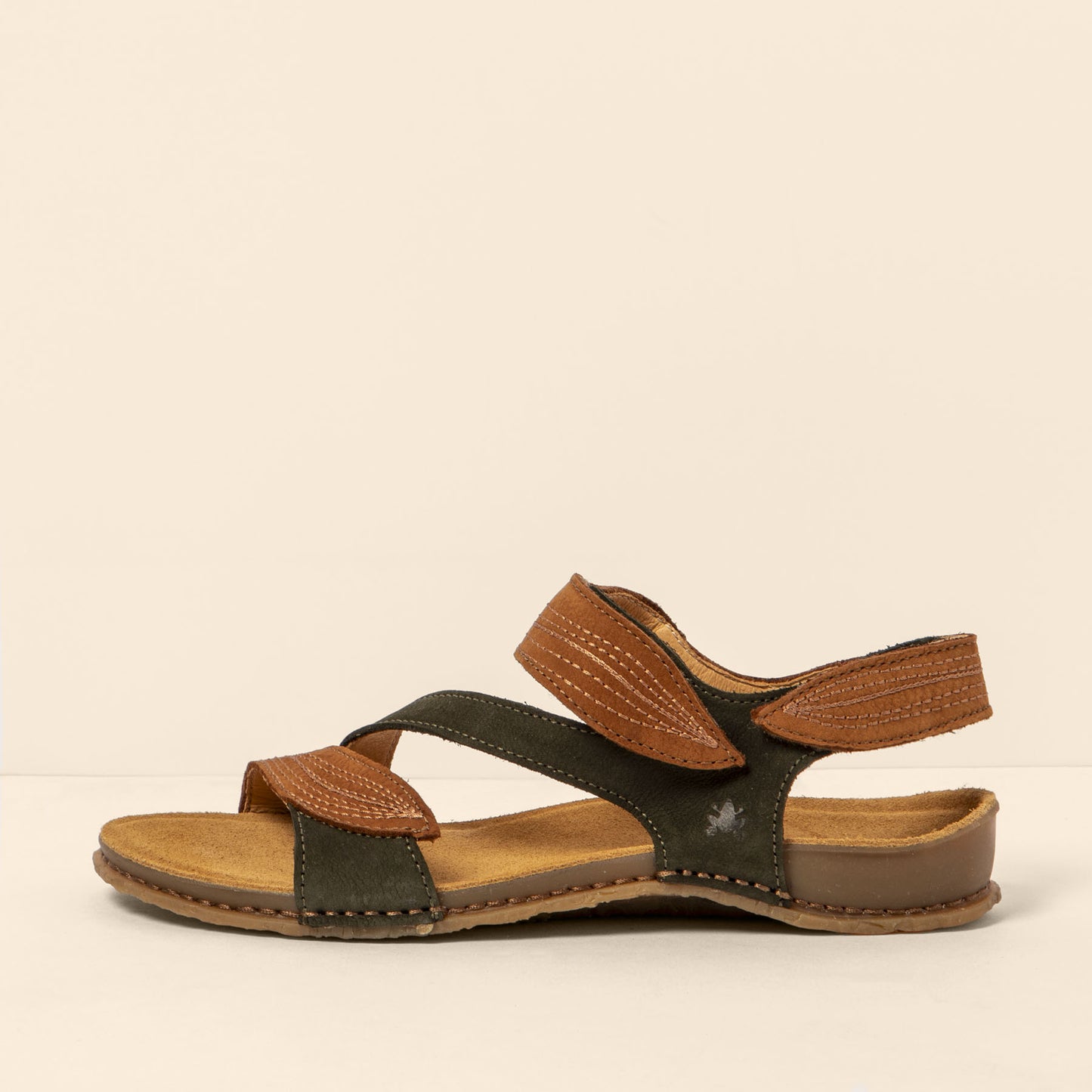 gid://shopify/Product/15700518601036_1