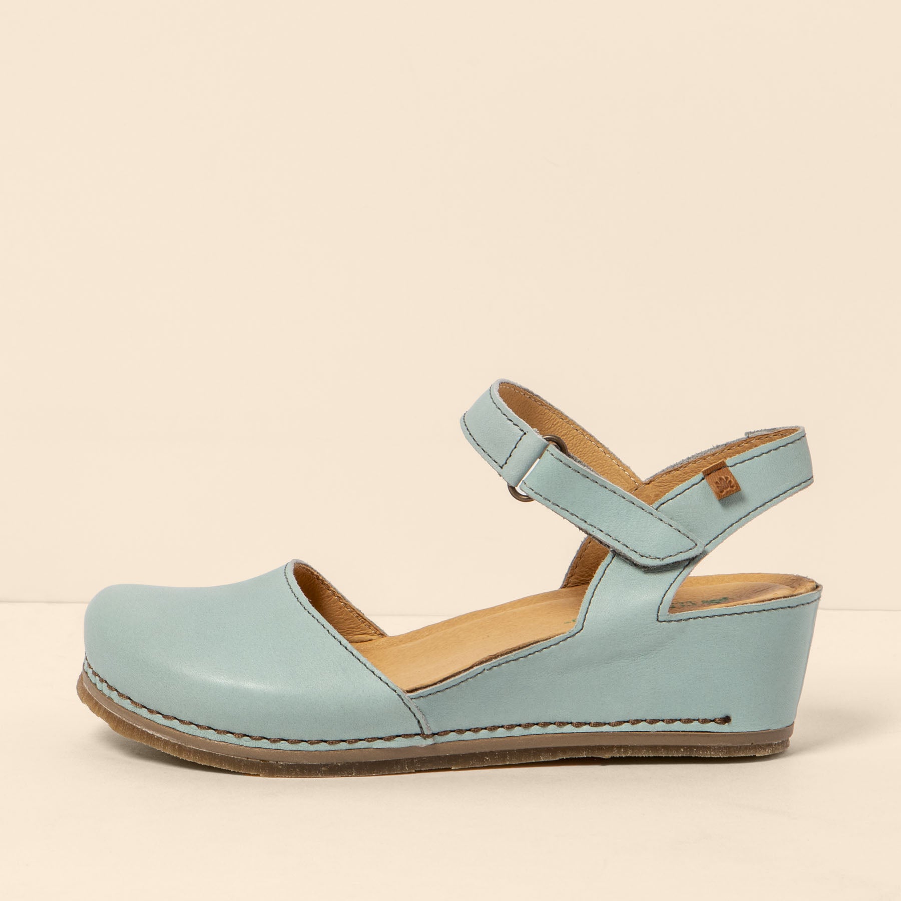 gid://shopify/Product/15700565950796_1