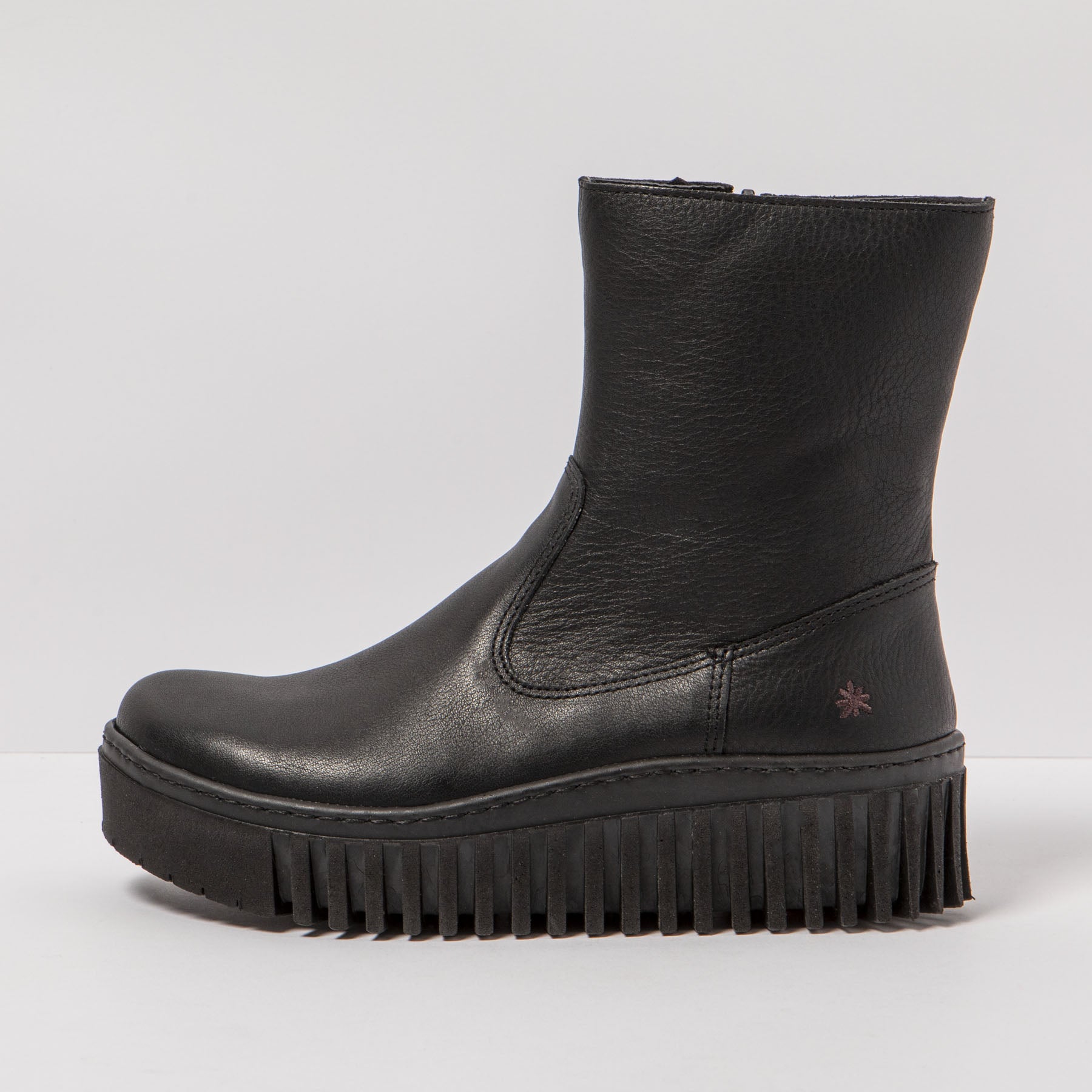 gid://shopify/Product/15785721758028_4
