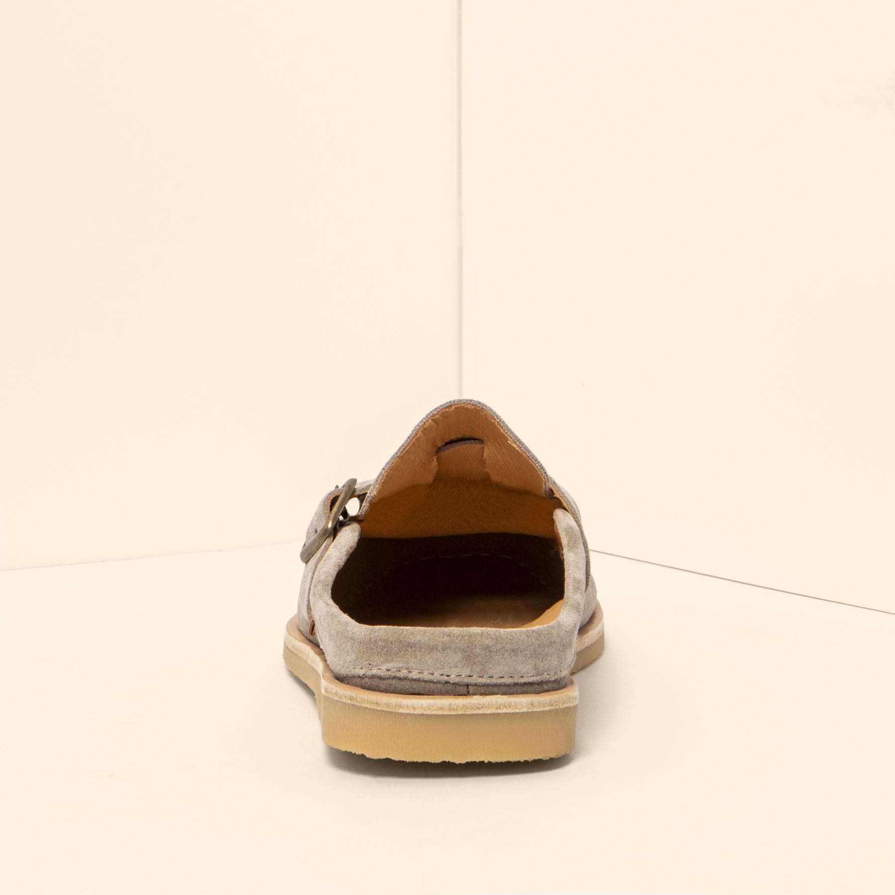 gid://shopify/Product/15791932408140_5