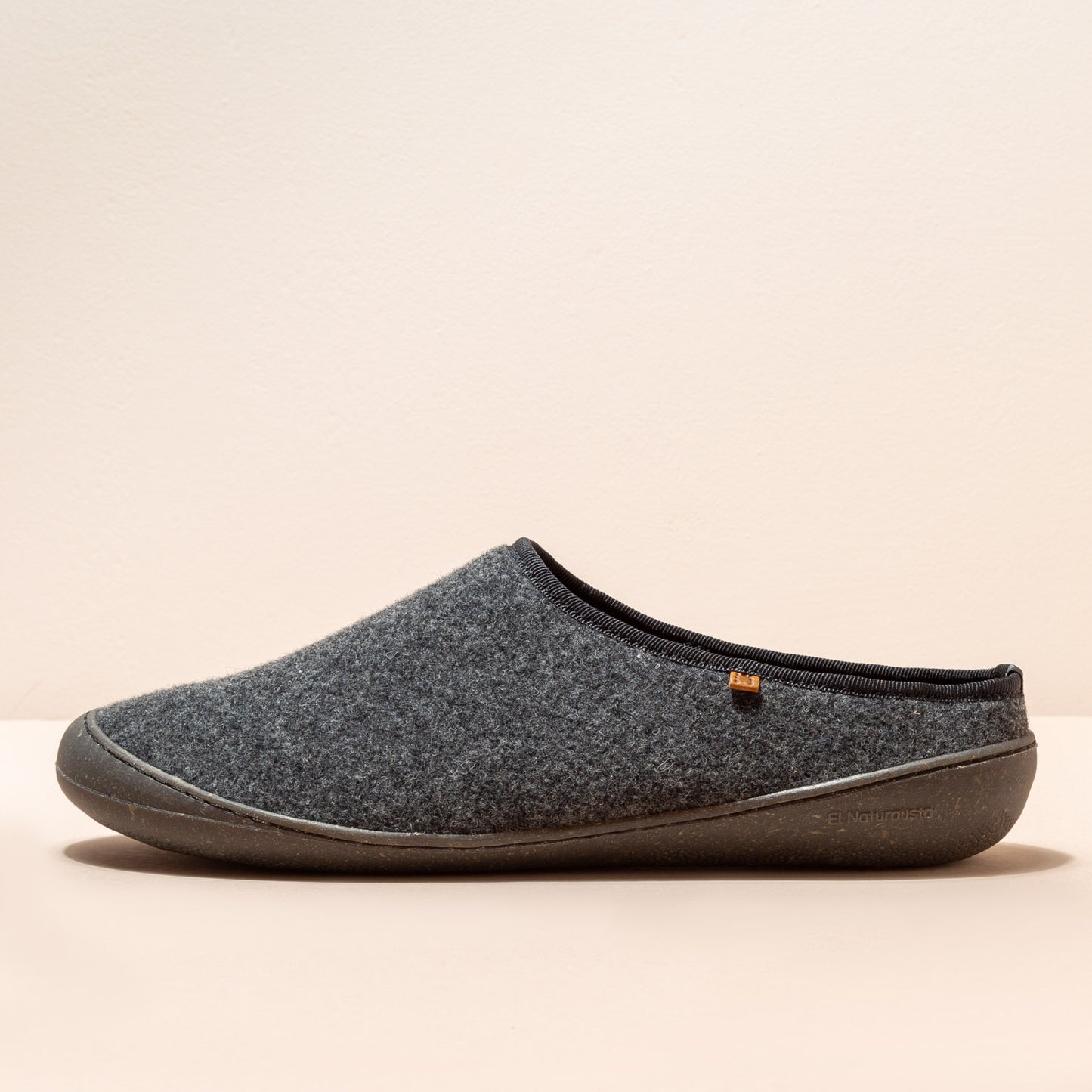 gid://shopify/Product/15700282605900_4