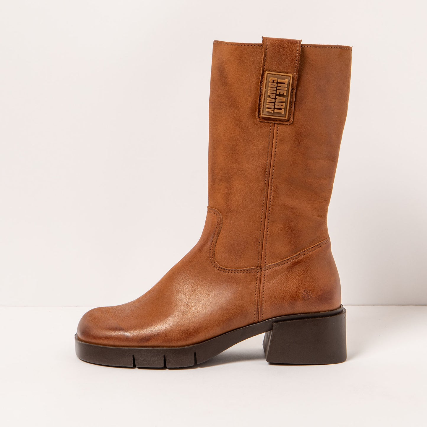 gid://shopify/Product/15693819838796_1
