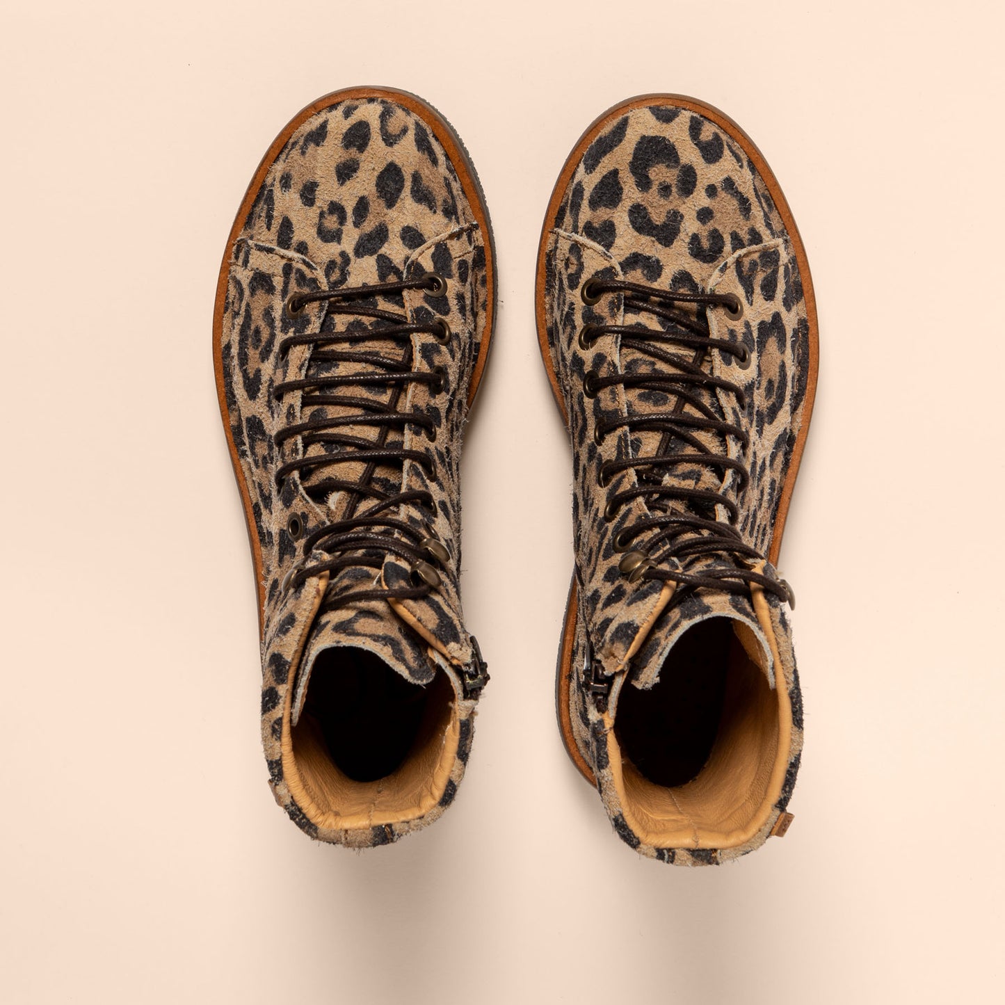 gid://shopify/Product/15700820853068_4