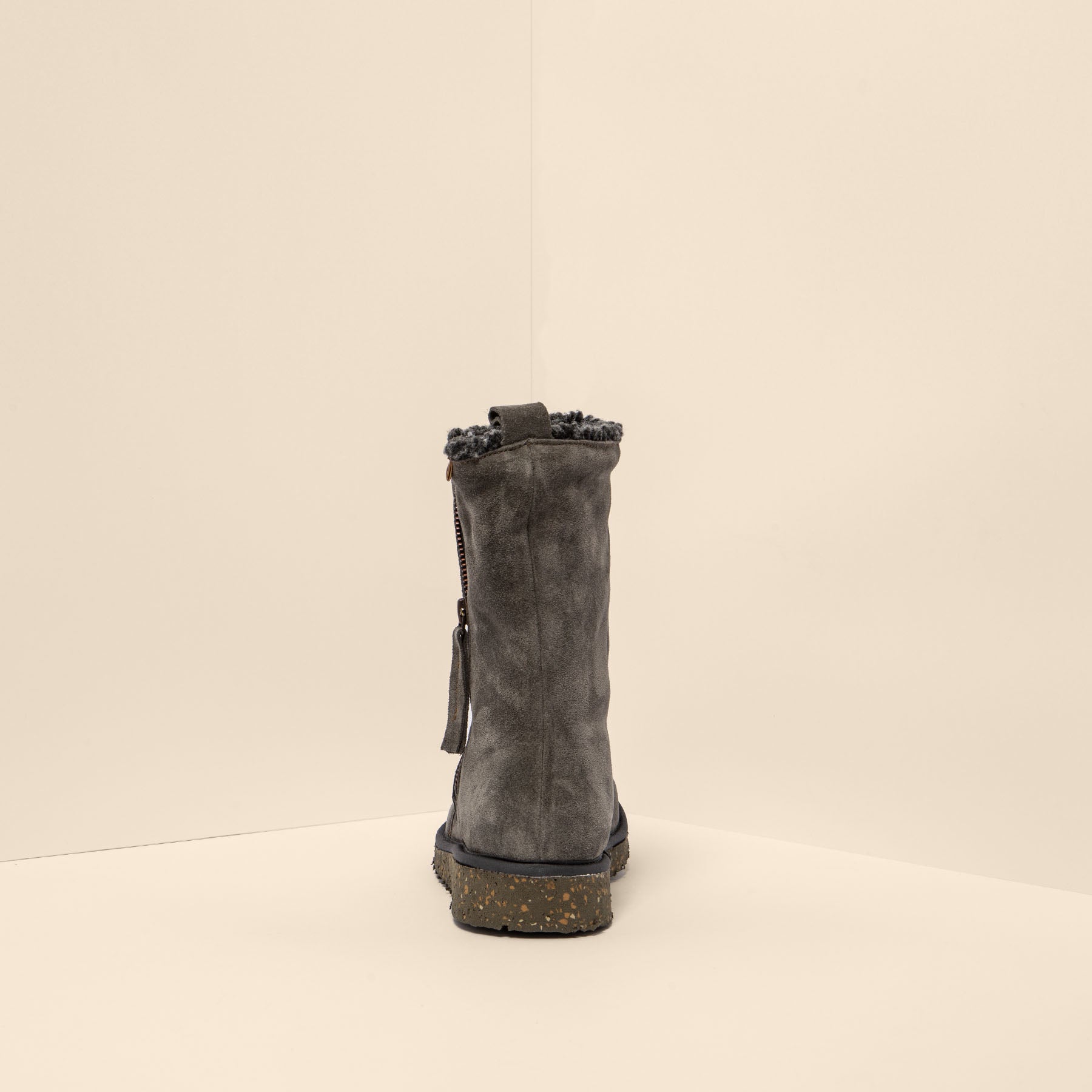 gid://shopify/Product/15700030030156_8
