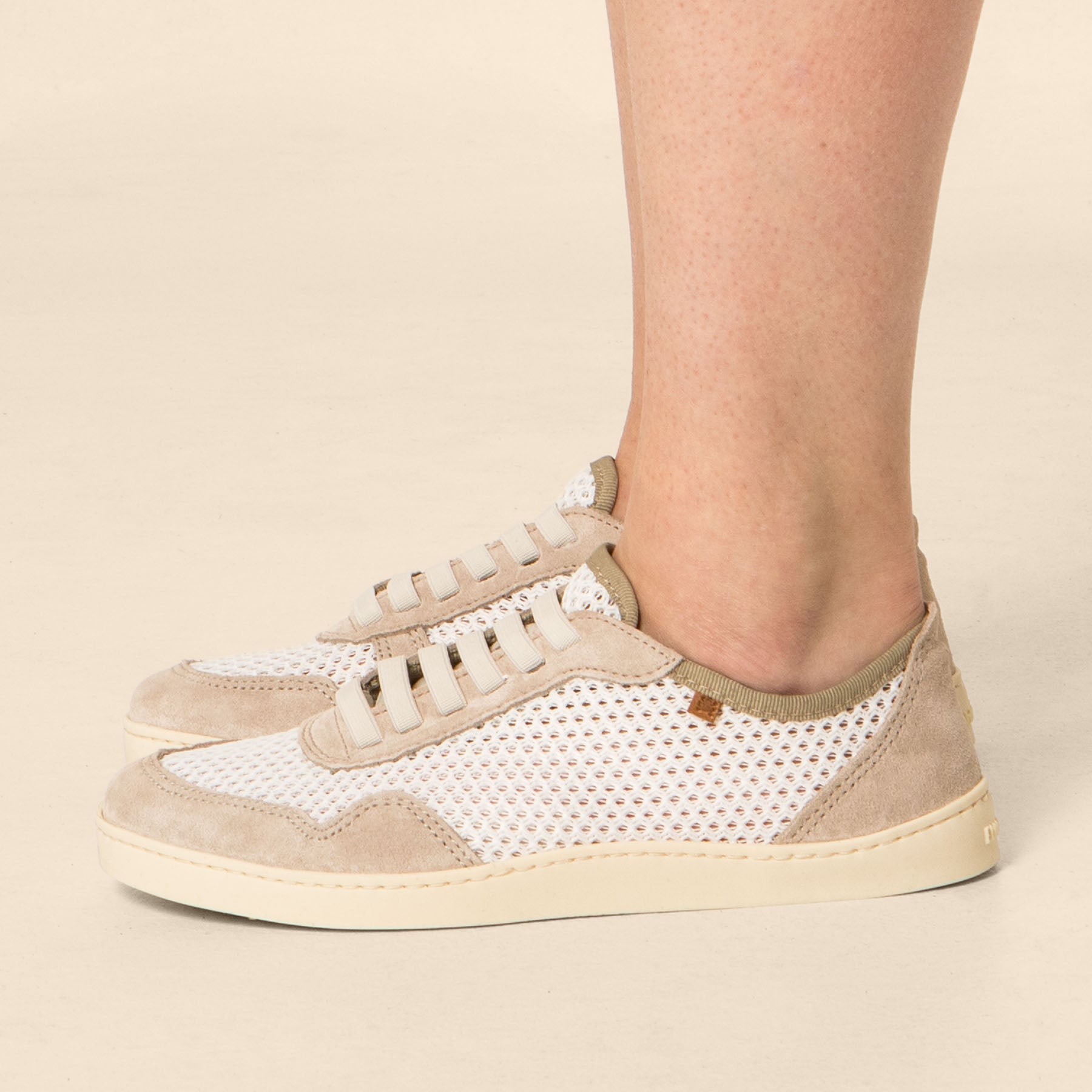 gid://shopify/Product/15791925330252_1