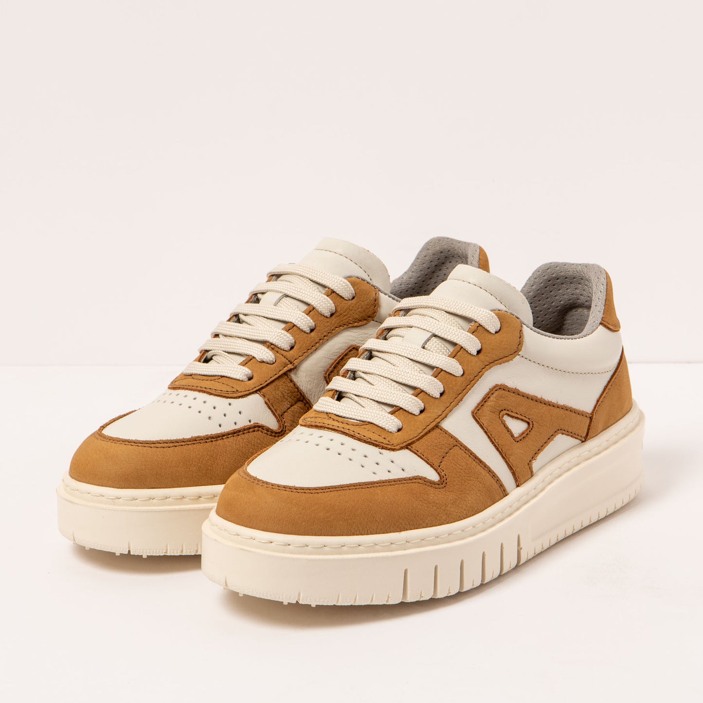 gid://shopify/Product/15694218035532_2