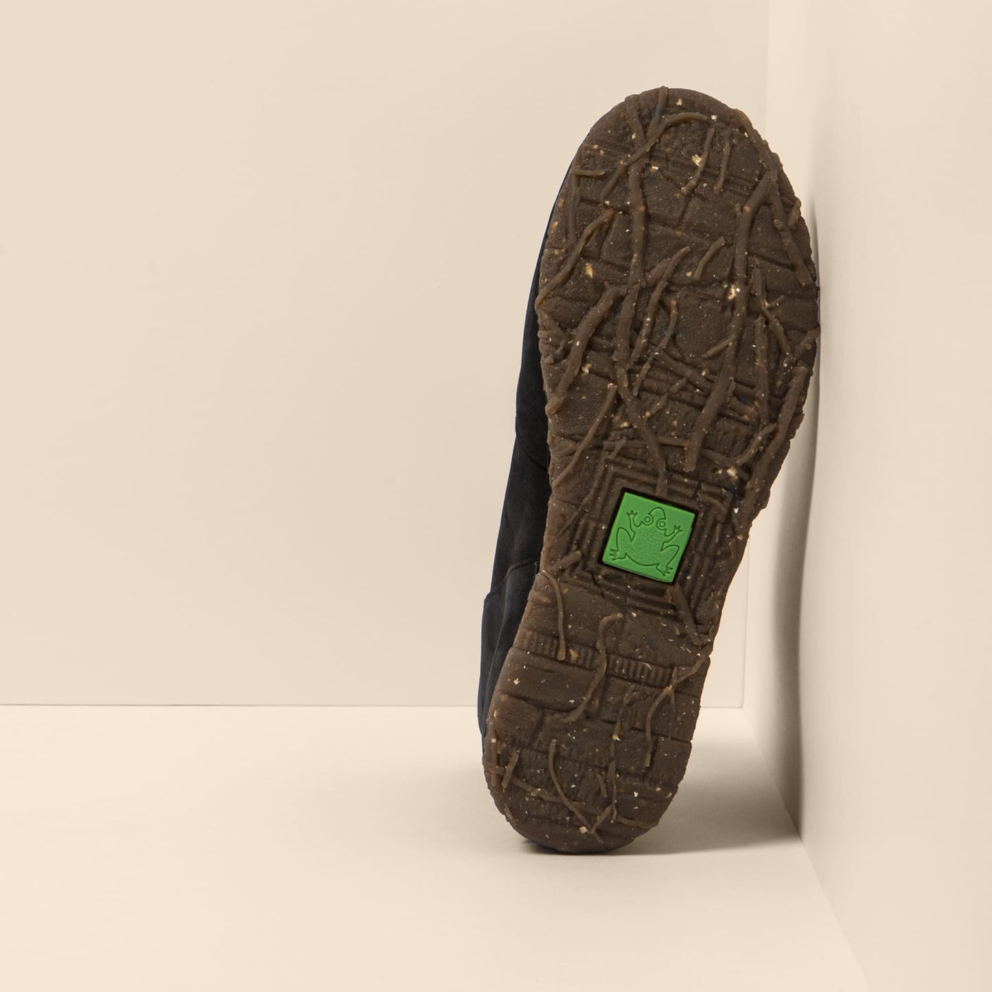 gid://shopify/Product/15699999785292_3