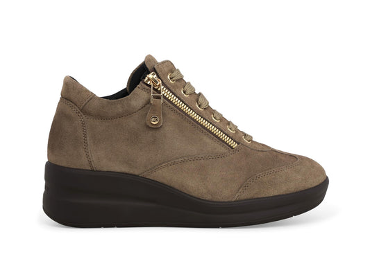 gid://shopify/Product/16118234349900_1