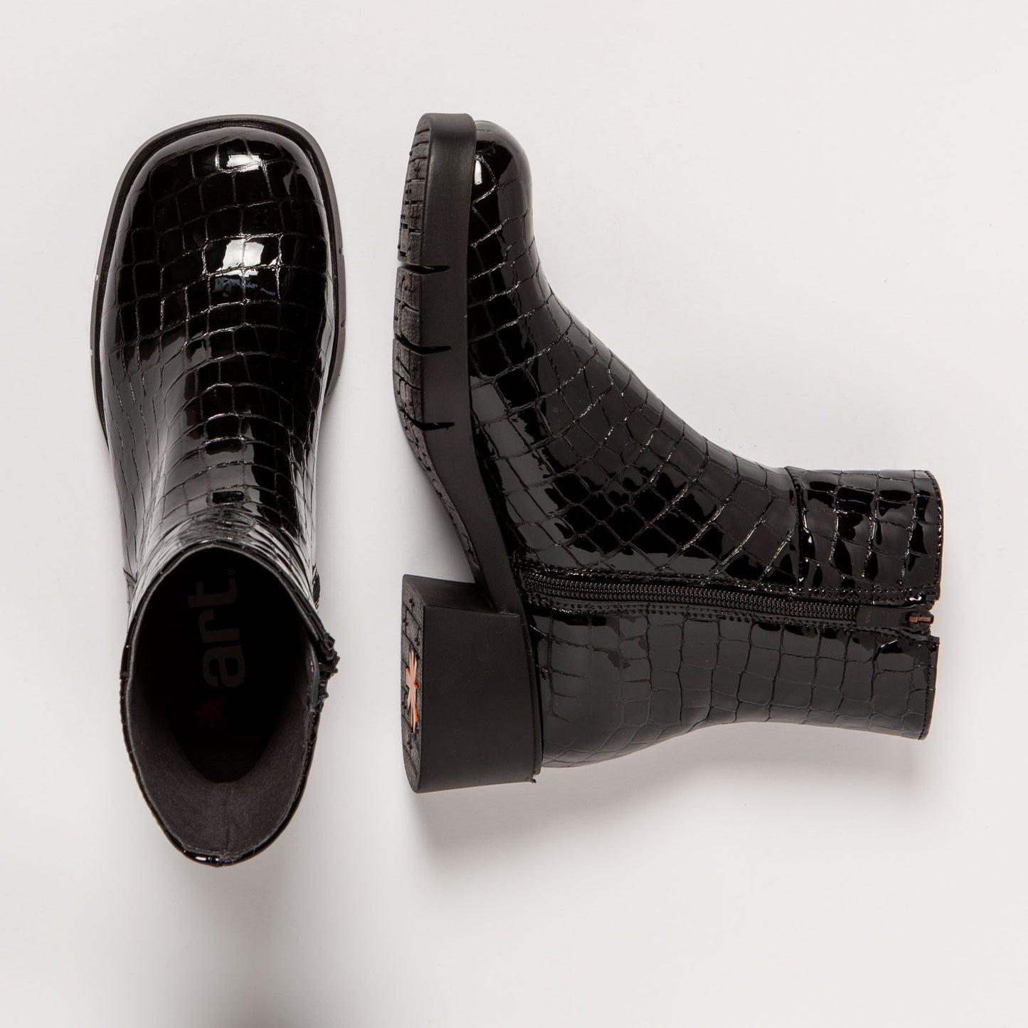 gid://shopify/Product/15693794804044_4