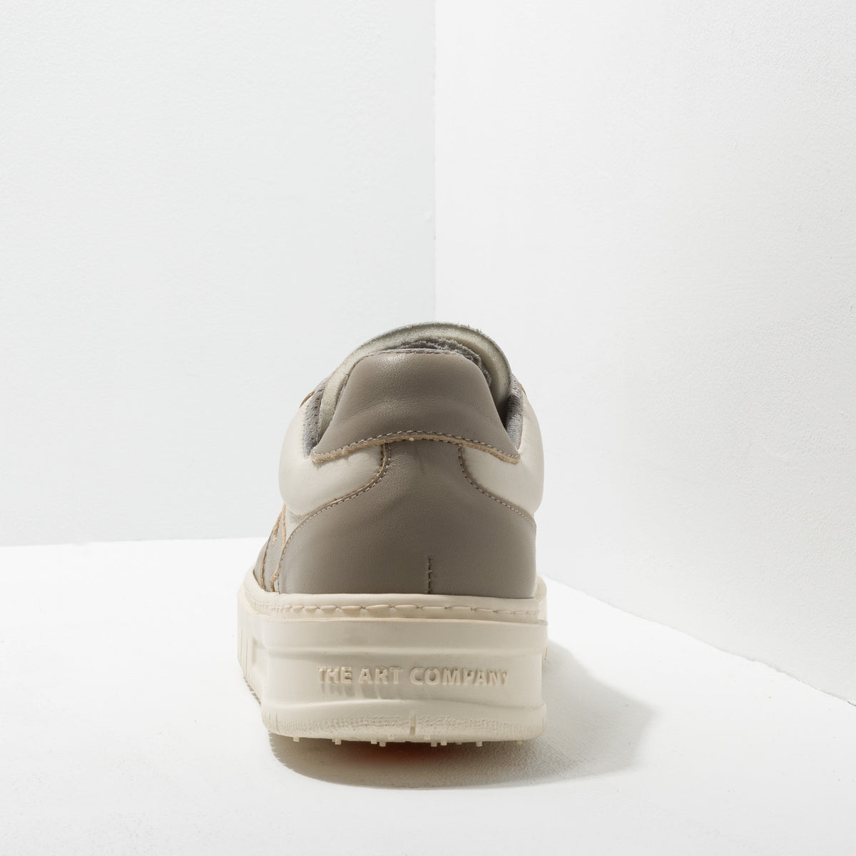 gid://shopify/Product/16171452465484_8