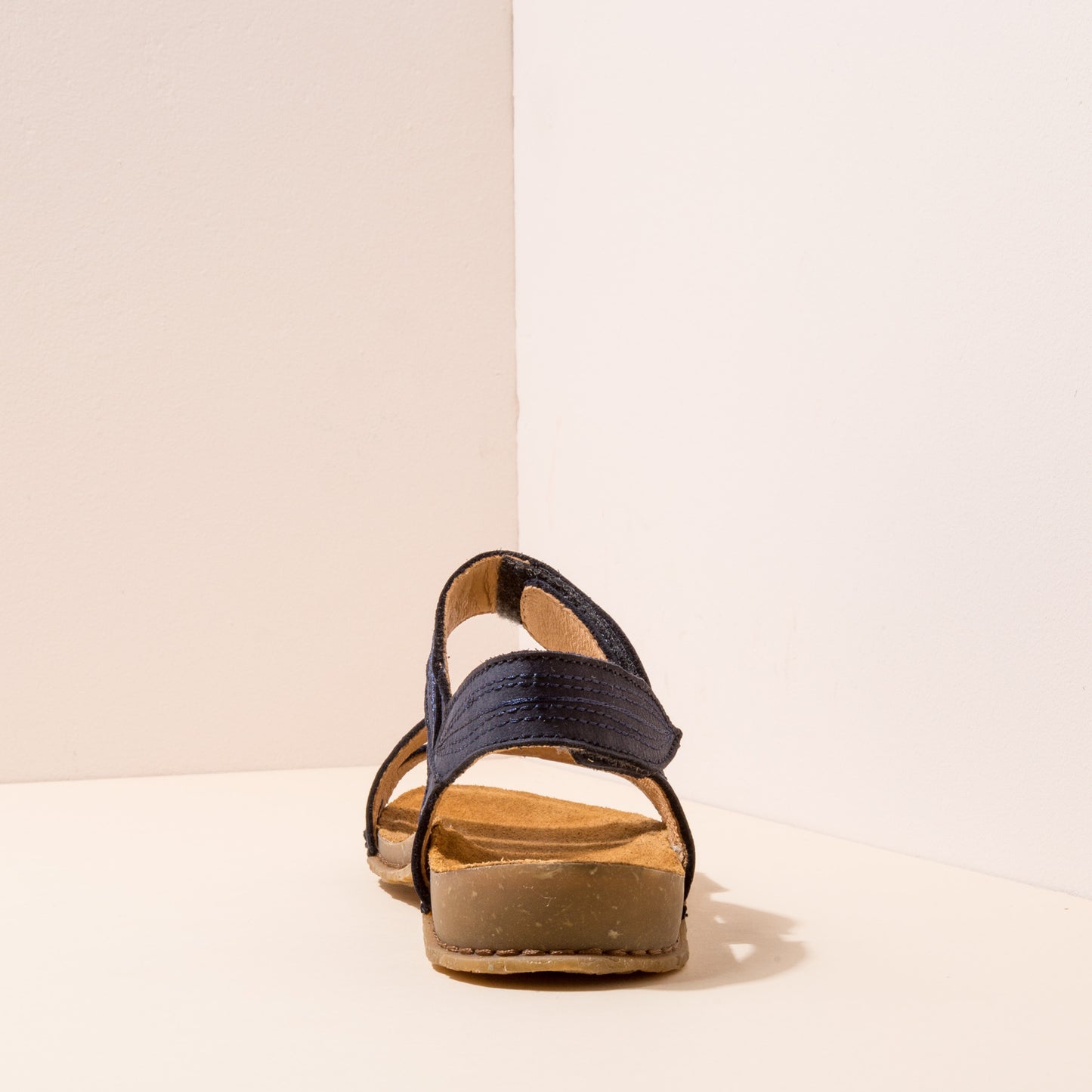 gid://shopify/Product/15791566979404_5