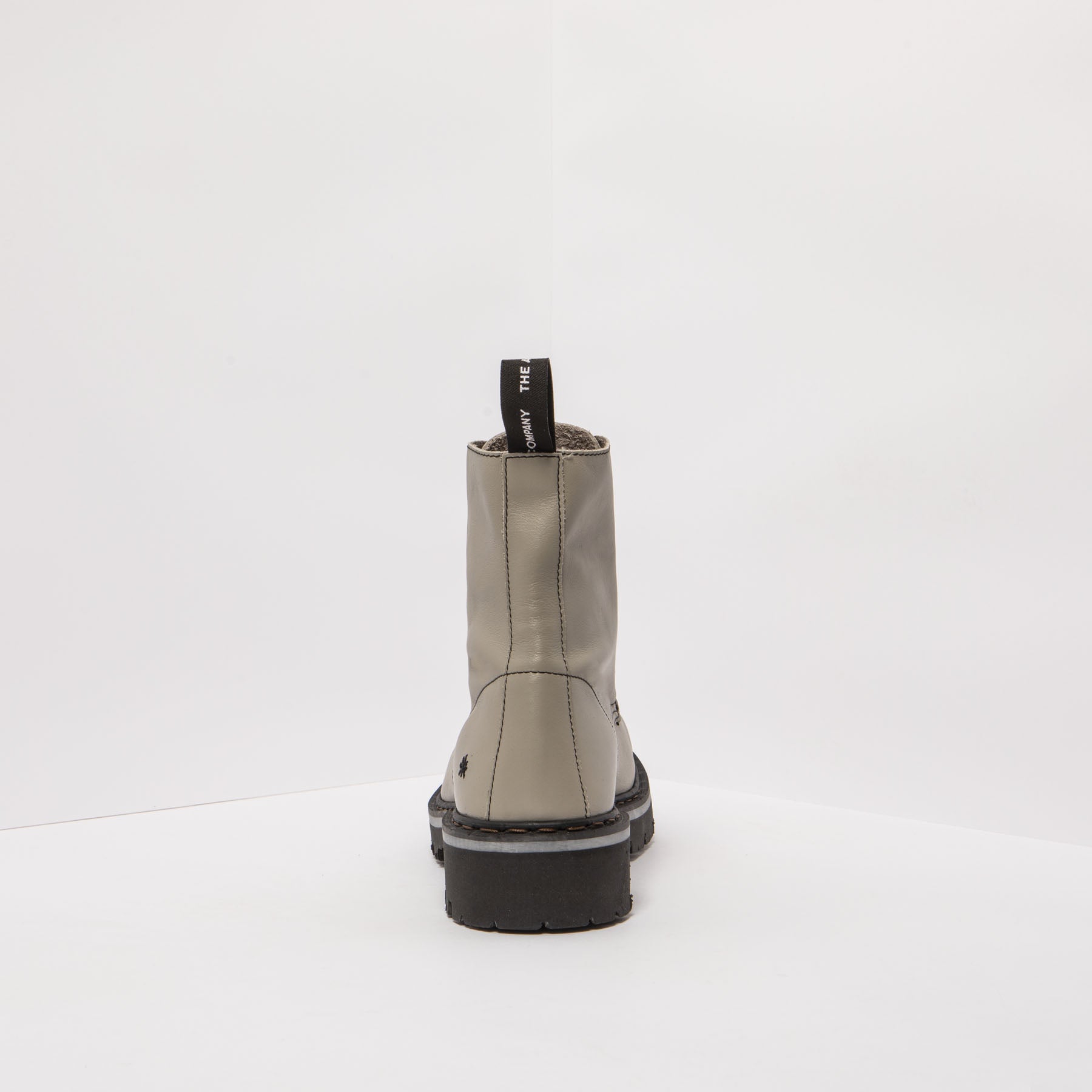 gid://shopify/Product/15785679061324_5