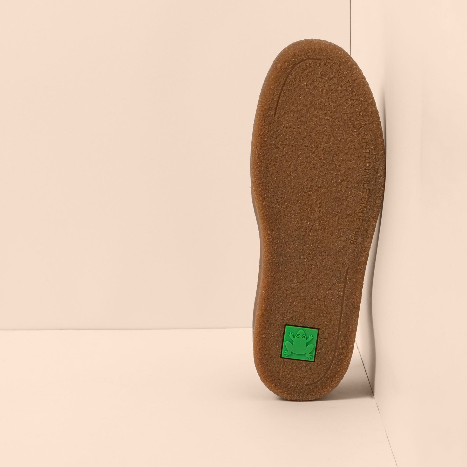 gid://shopify/Product/15700860141900_3