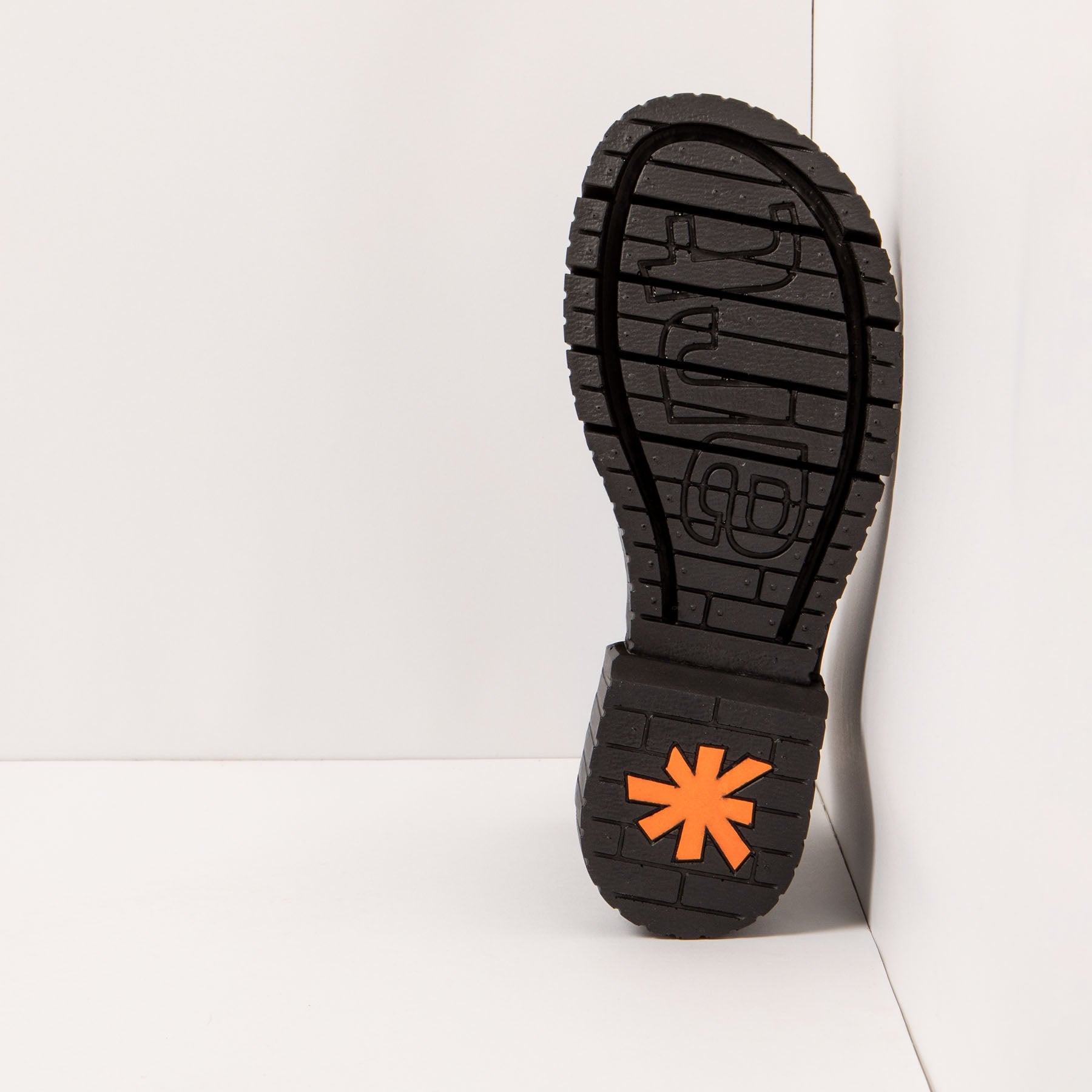 gid://shopify/Product/15694259585356_3
