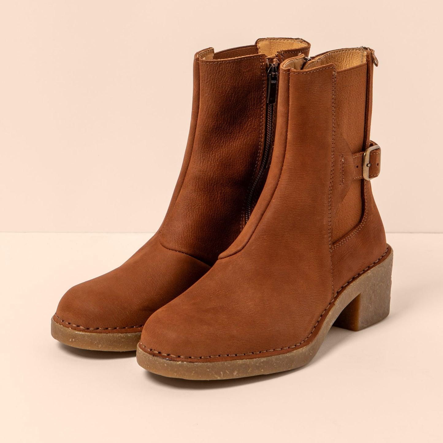 gid://shopify/Product/15700856013132_2