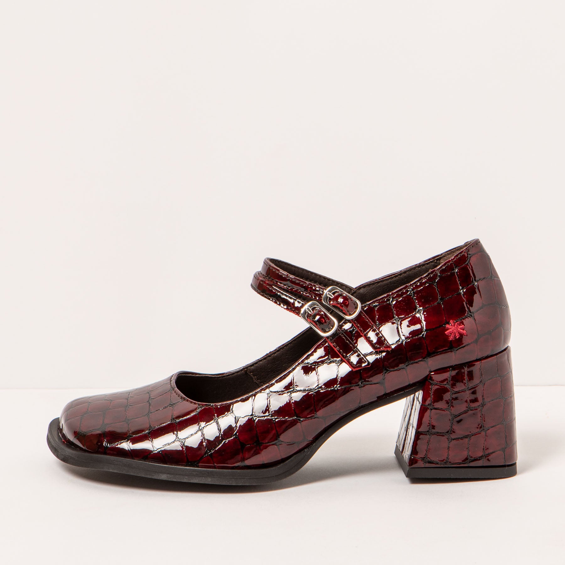 gid://shopify/Product/15694165246284_1