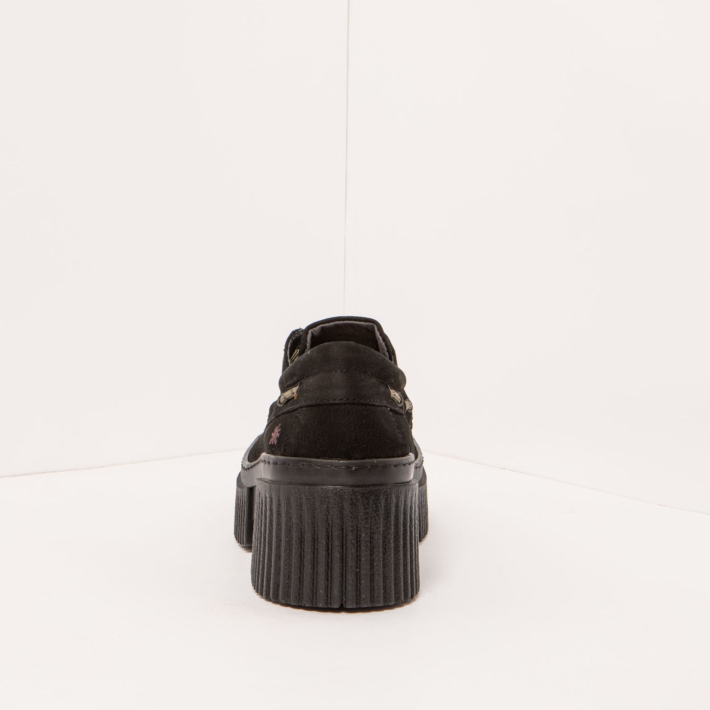 gid://shopify/Product/15693939835212_5