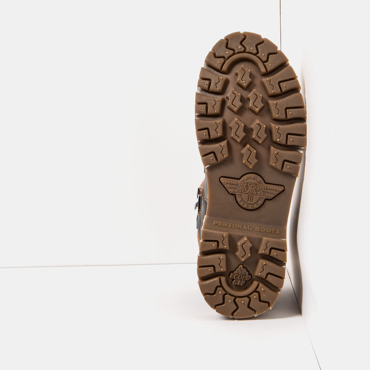 gid://shopify/Product/16172239585612_3