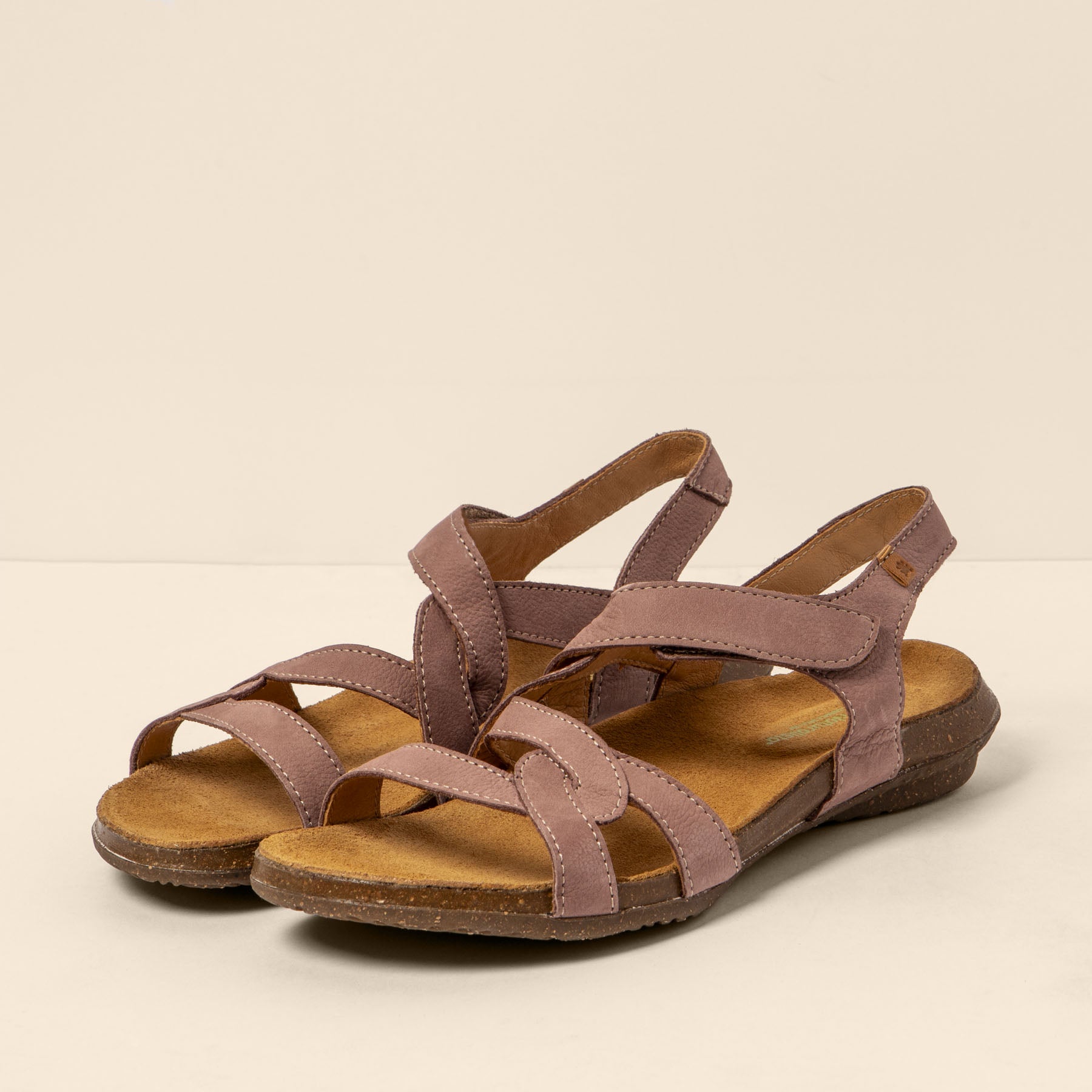gid://shopify/Product/15700342374732_2
