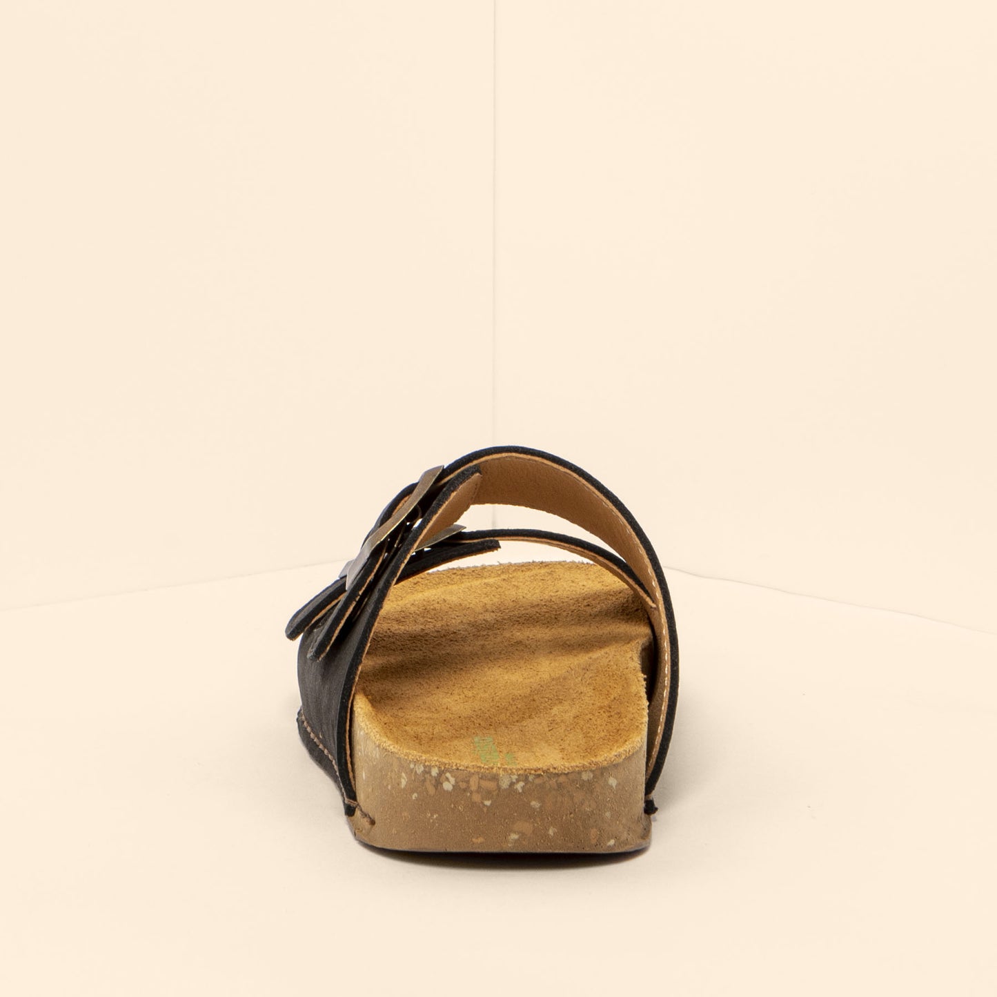 gid://shopify/Product/15700064960844_5