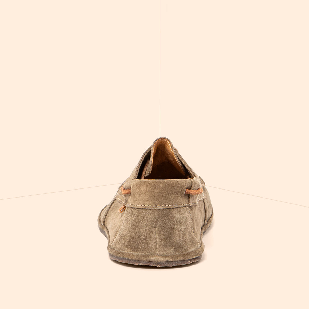 gid://shopify/Product/16124715499852_5