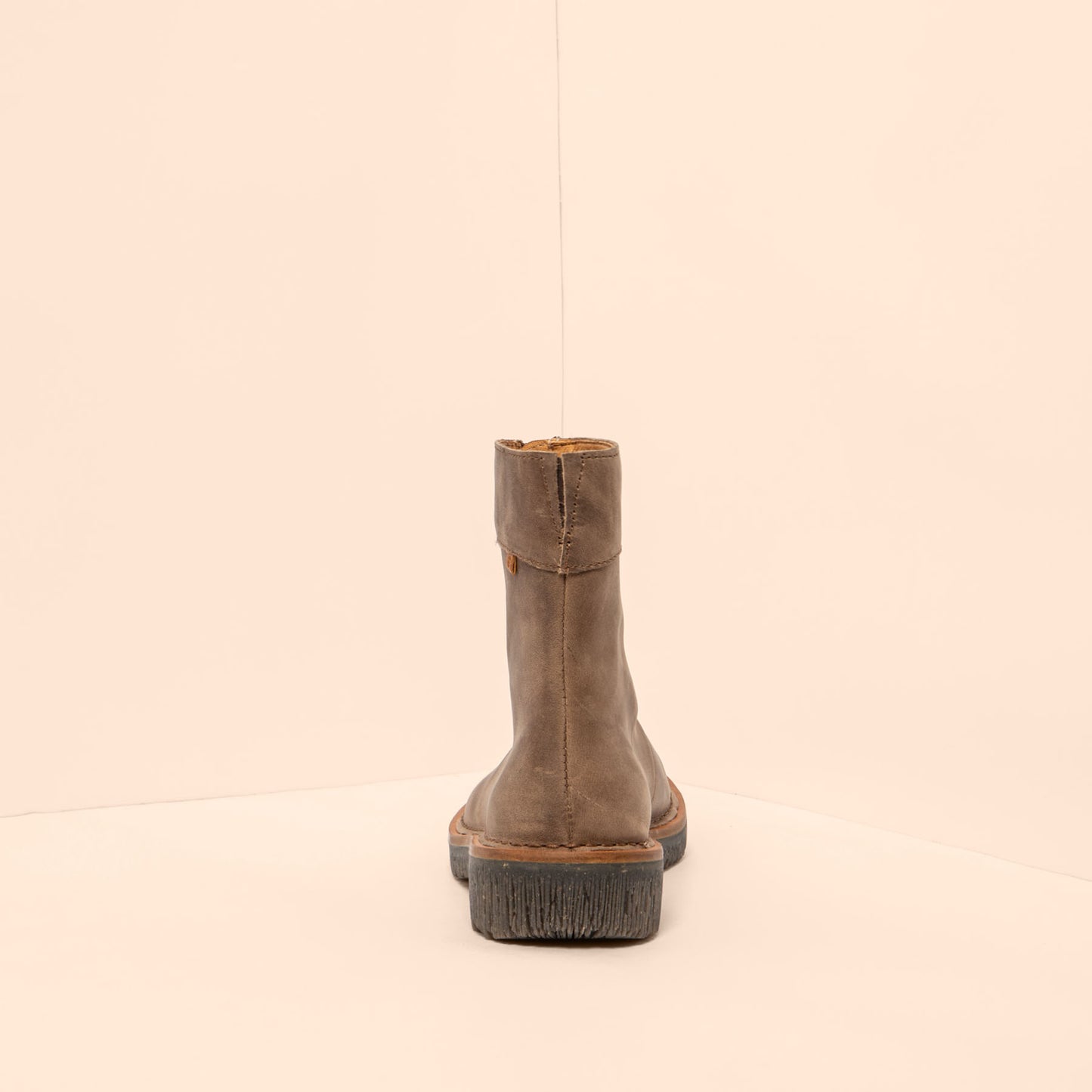 gid://shopify/Product/15700829274444_5