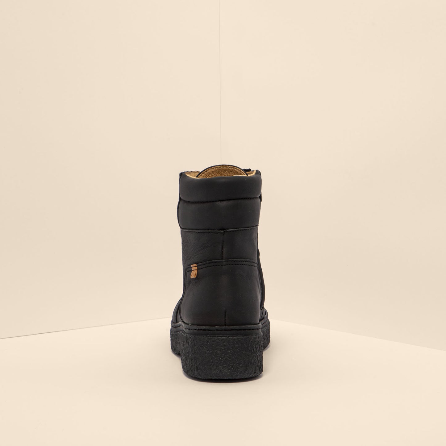 gid://shopify/Product/15700134003020_5