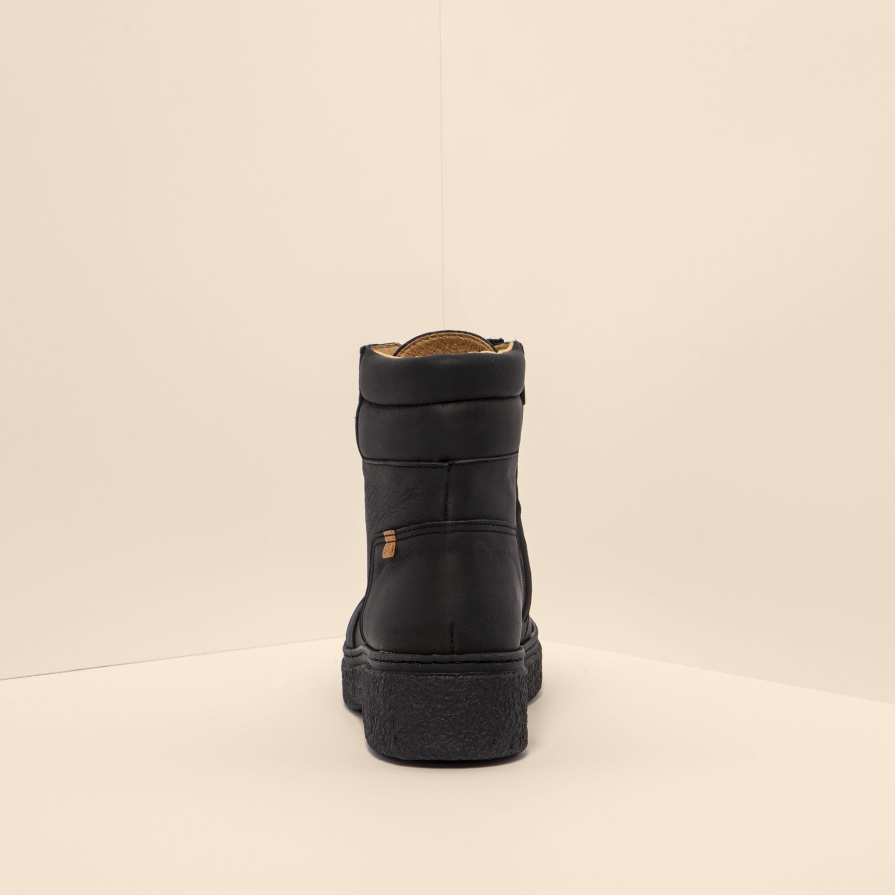 gid://shopify/Product/15700134003020_5