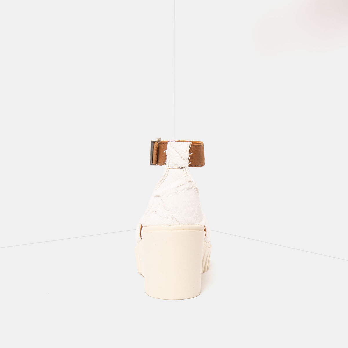 gid://shopify/Product/16173104759116_5