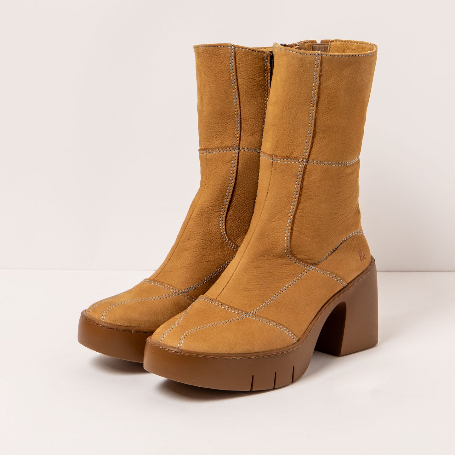 gid://shopify/Product/15694152827212_2
