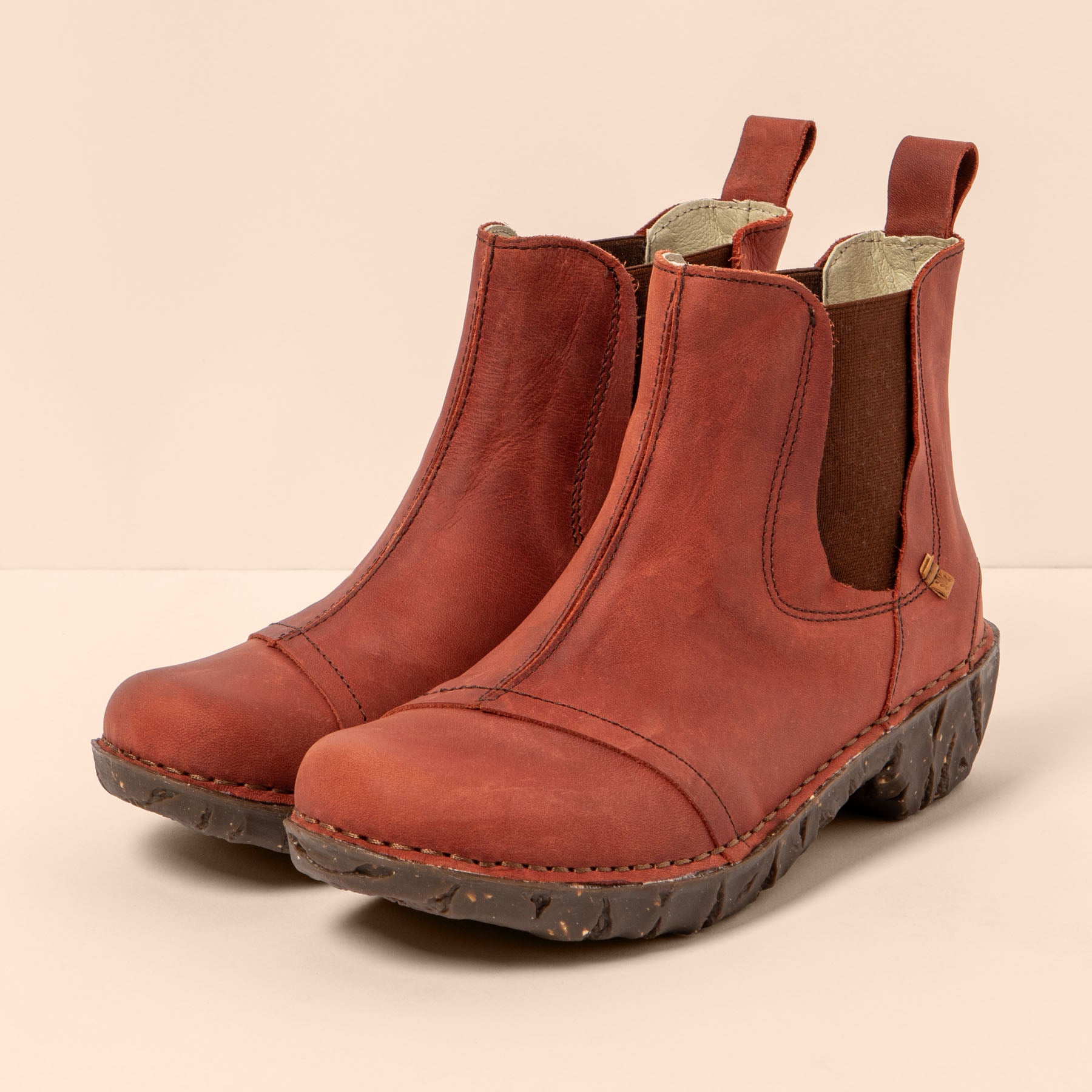 gid://shopify/Product/15700874428748_2