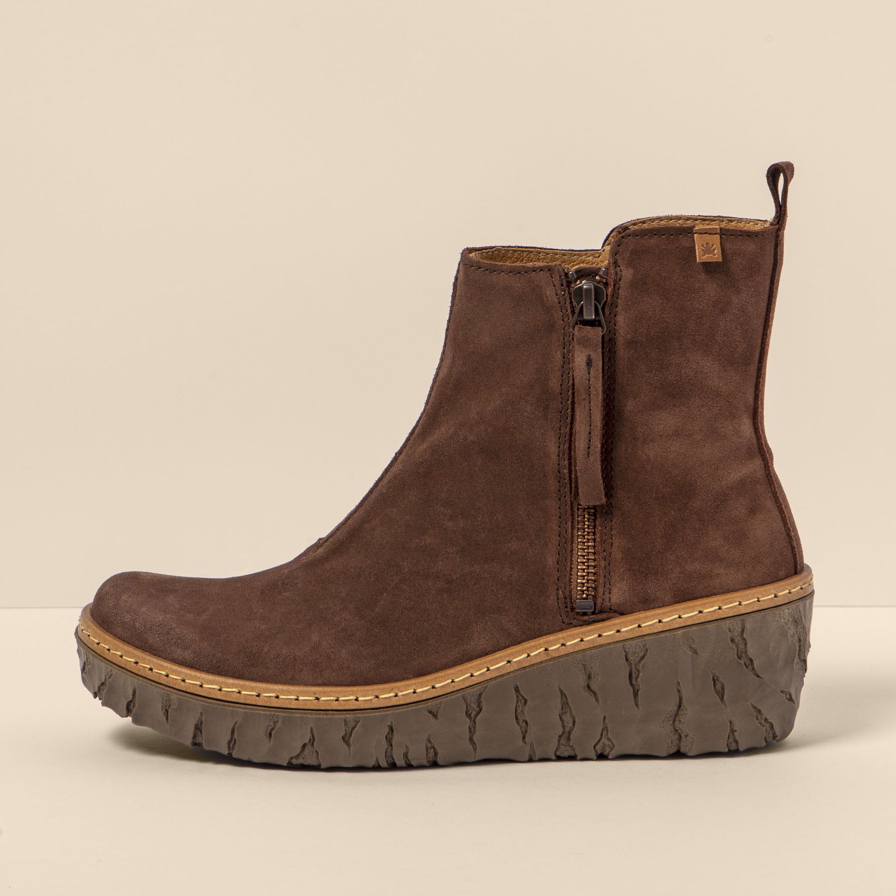 gid://shopify/Product/15791433646412_4