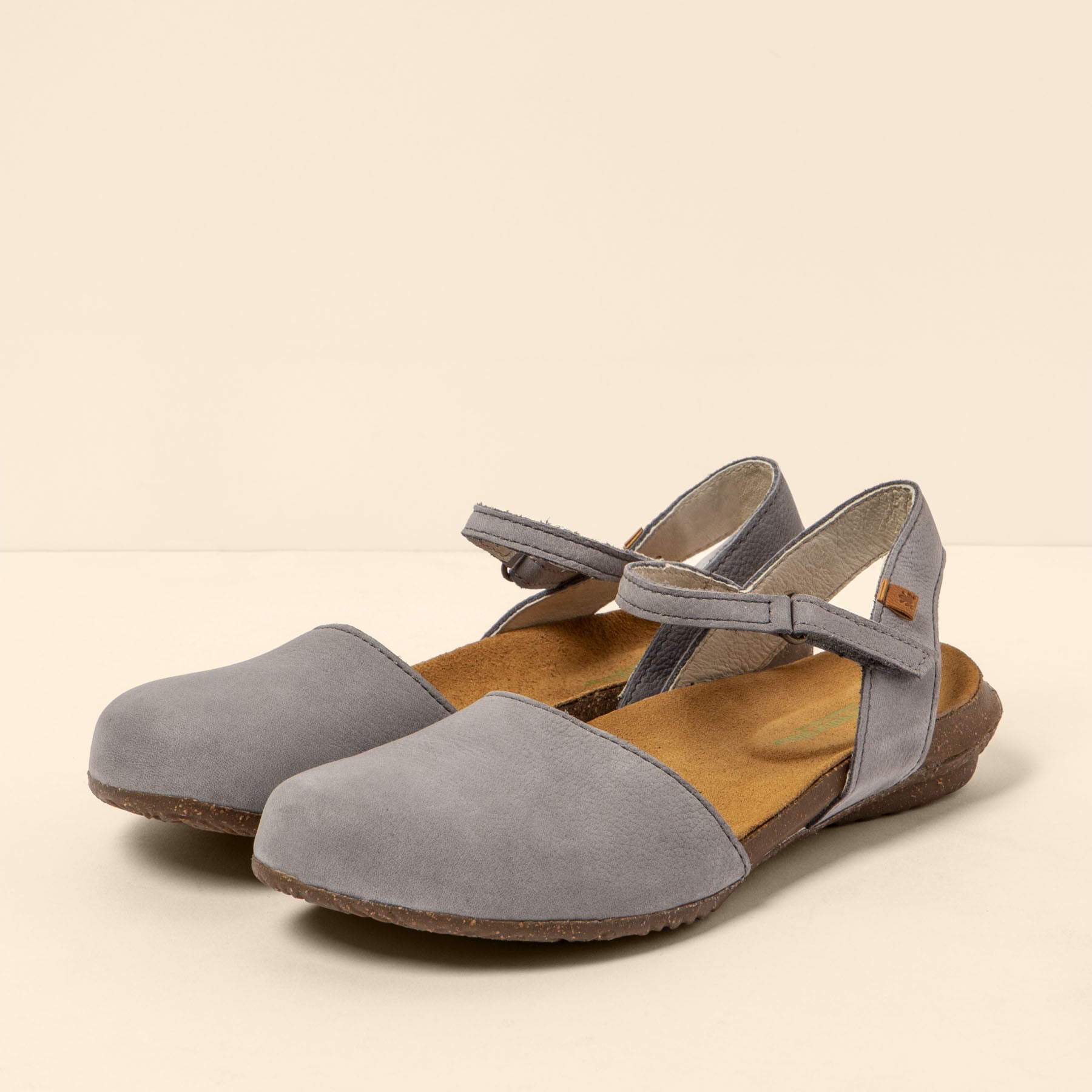 gid://shopify/Product/15700686831948_2