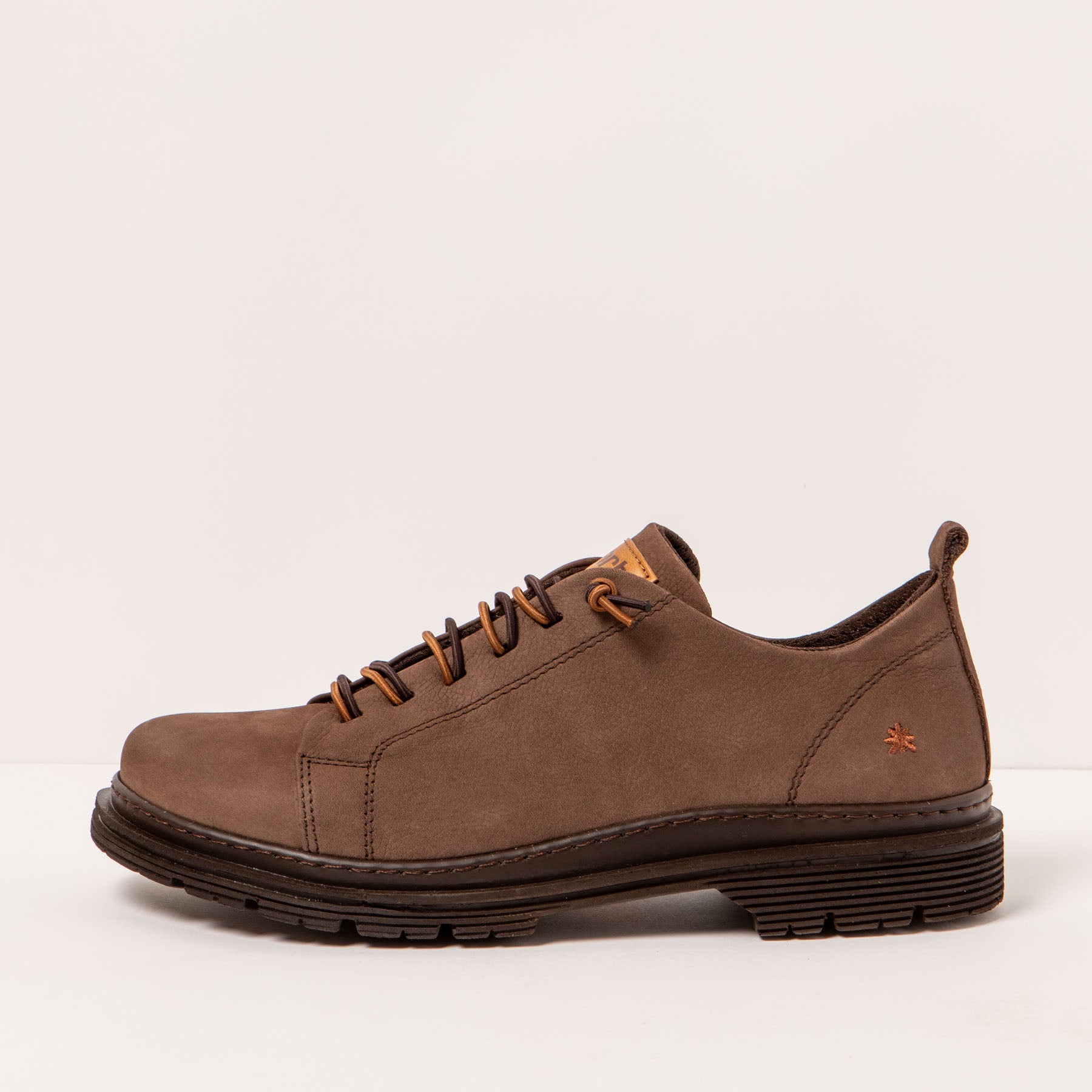 gid://shopify/Product/15694318436684_1