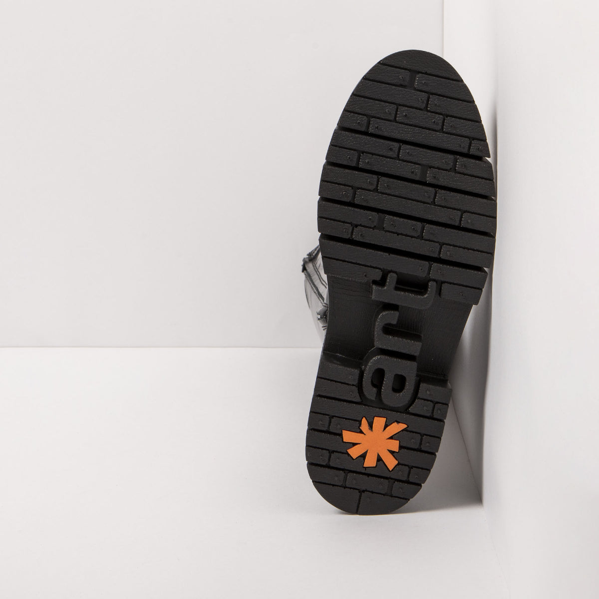 gid://shopify/Product/16171719360844_3