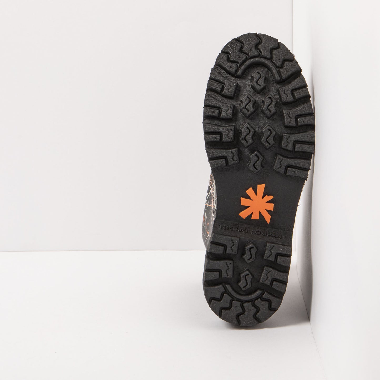gid://shopify/Product/15785681551692_6