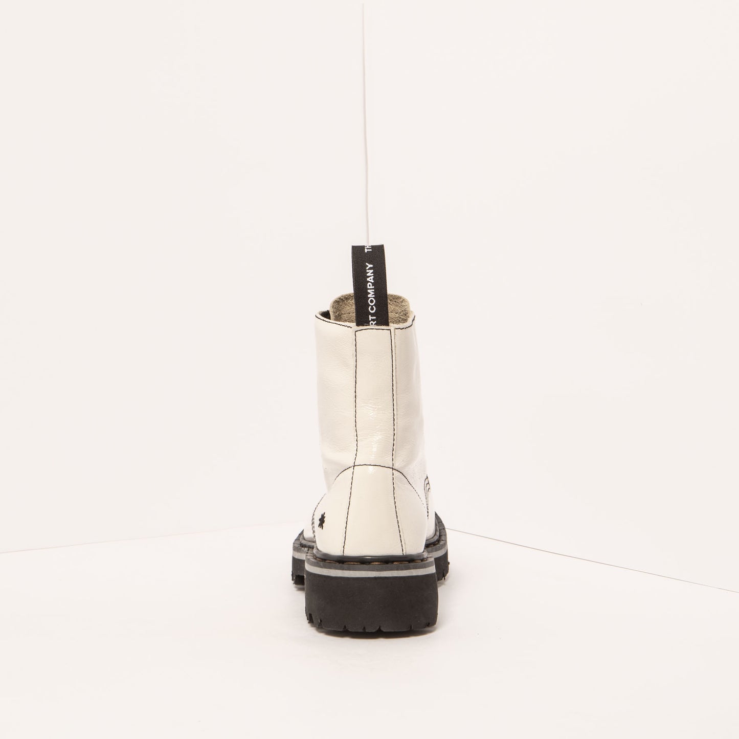 gid://shopify/Product/15785681355084_8